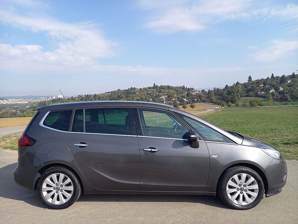 Opel Zafira, 2,0CdTi 121kw klima+ROZVODY - fotka 6