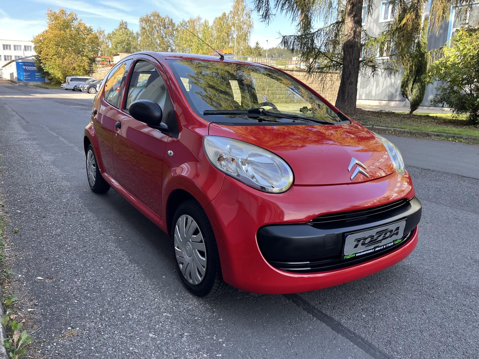 Citroën C1, 1,0 VVTi 57 tkm / sada pneu - fotka 6