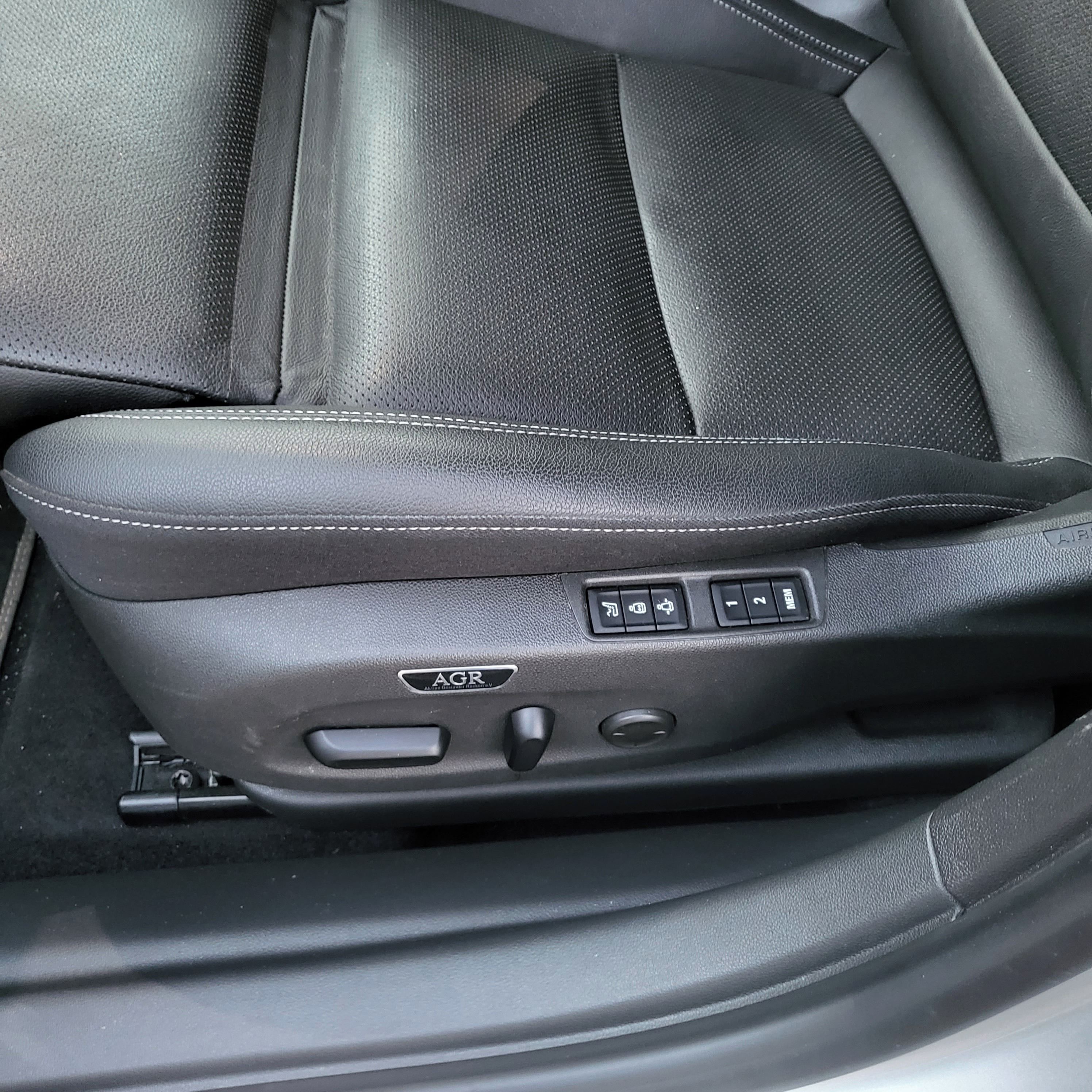 Opel Insignia, AT, 125 kW - fotka 5