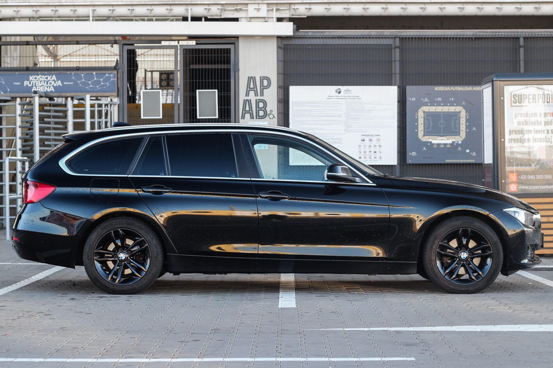 BMW, rad 3 Touring - fotka 4