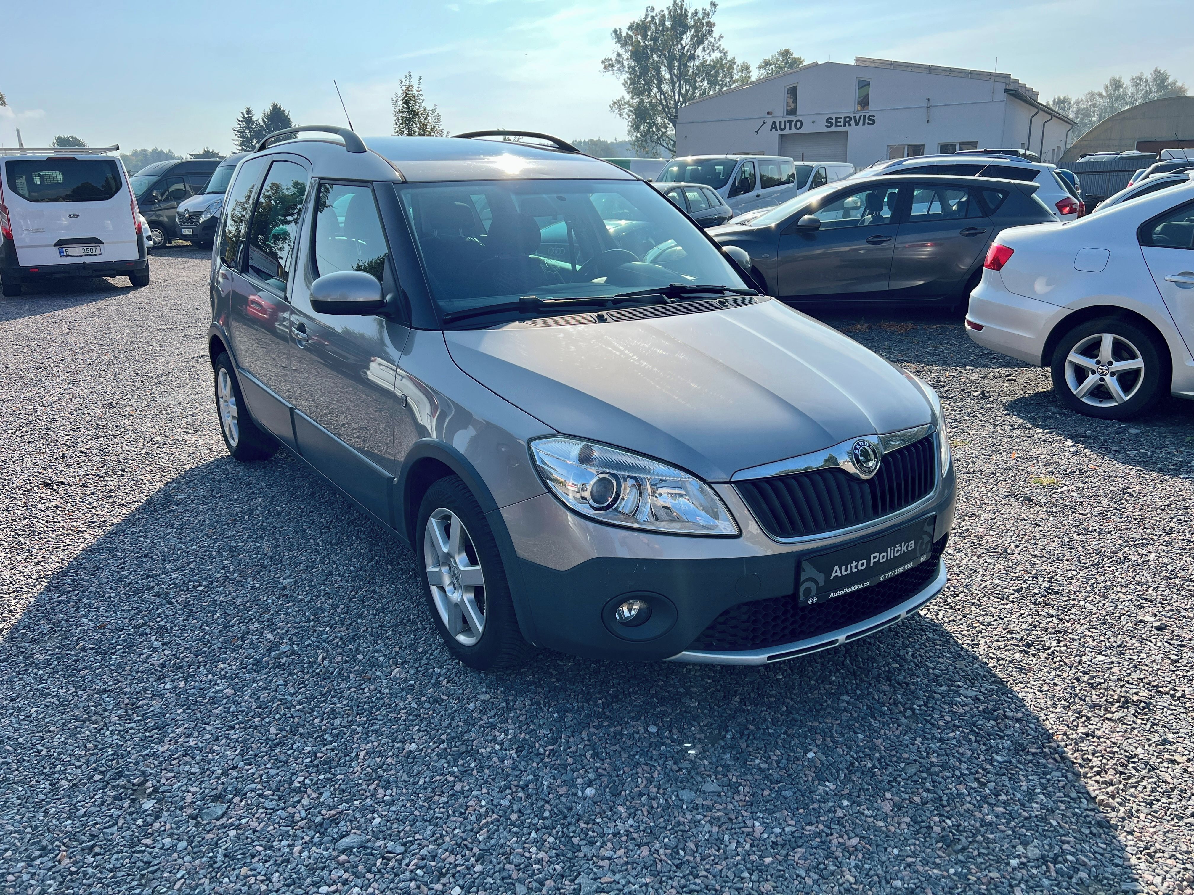 Škoda Roomster, 1.2 TSI 63 kW DSG Scout - fotka 4