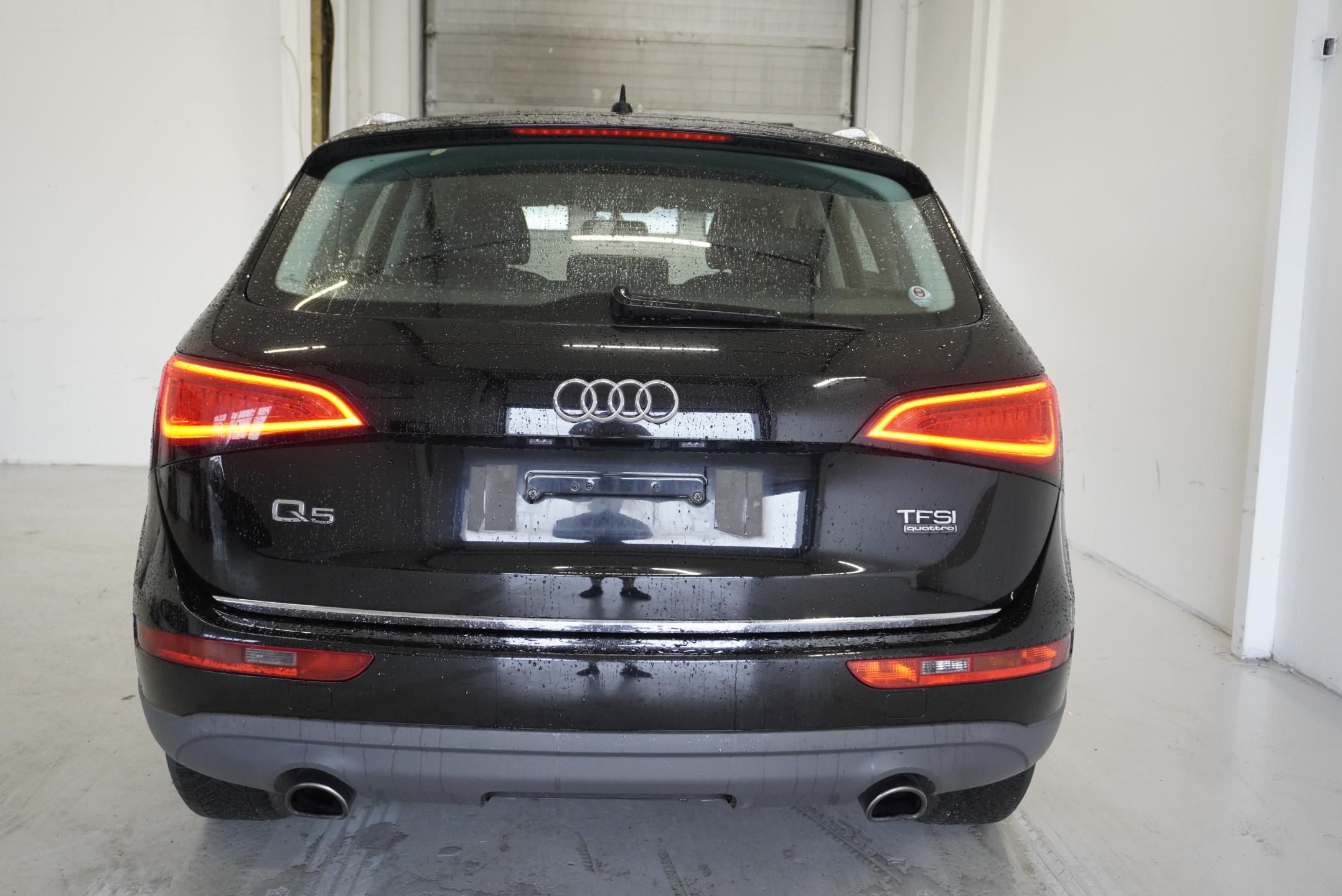 Audi Q5, 2,0 TFSI QUATTRO AUT. - fotka 6