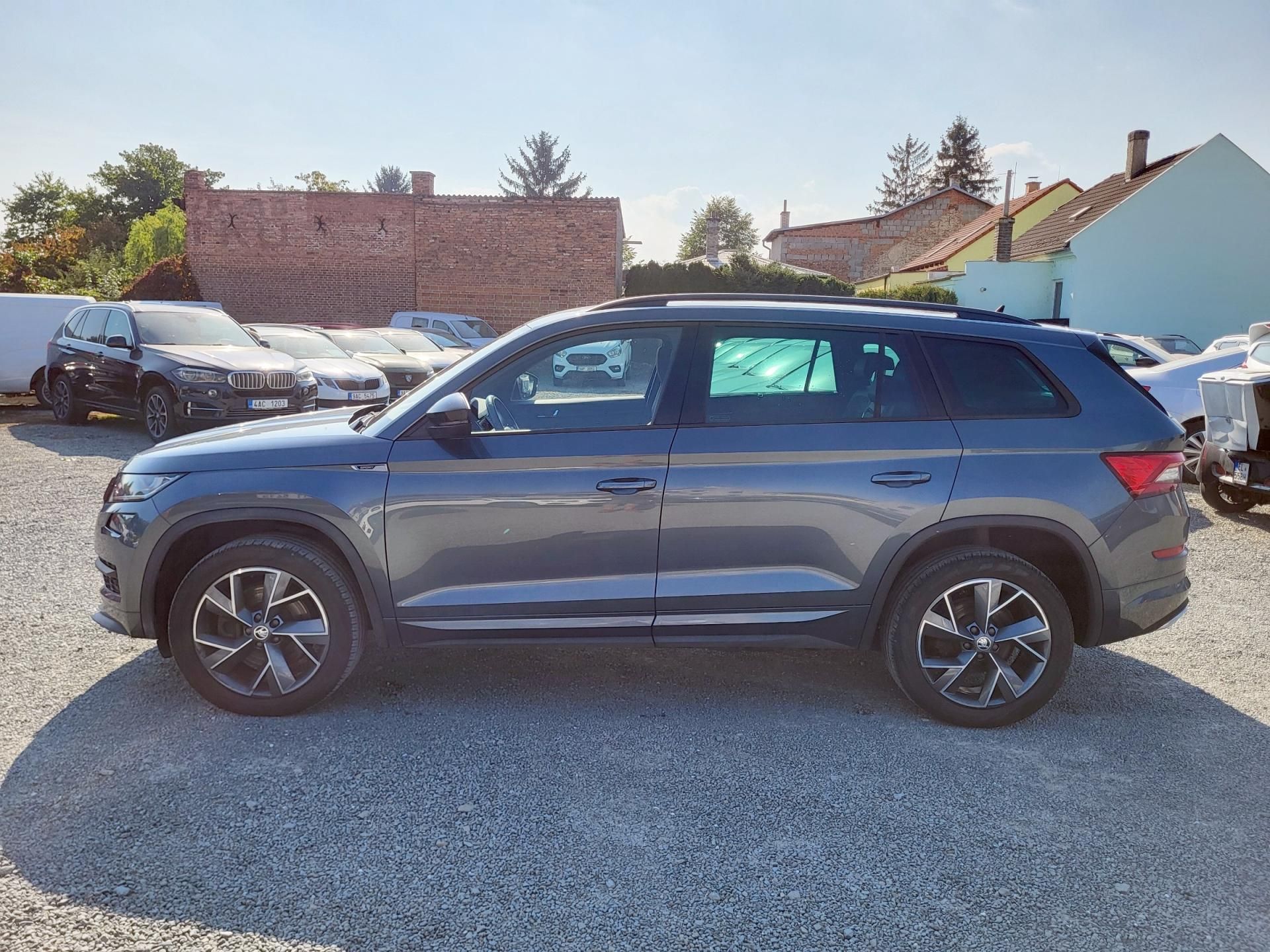 Škoda Kodiaq, 2.0 TDi DSG 4x4 SPORTLINE - fotka 2