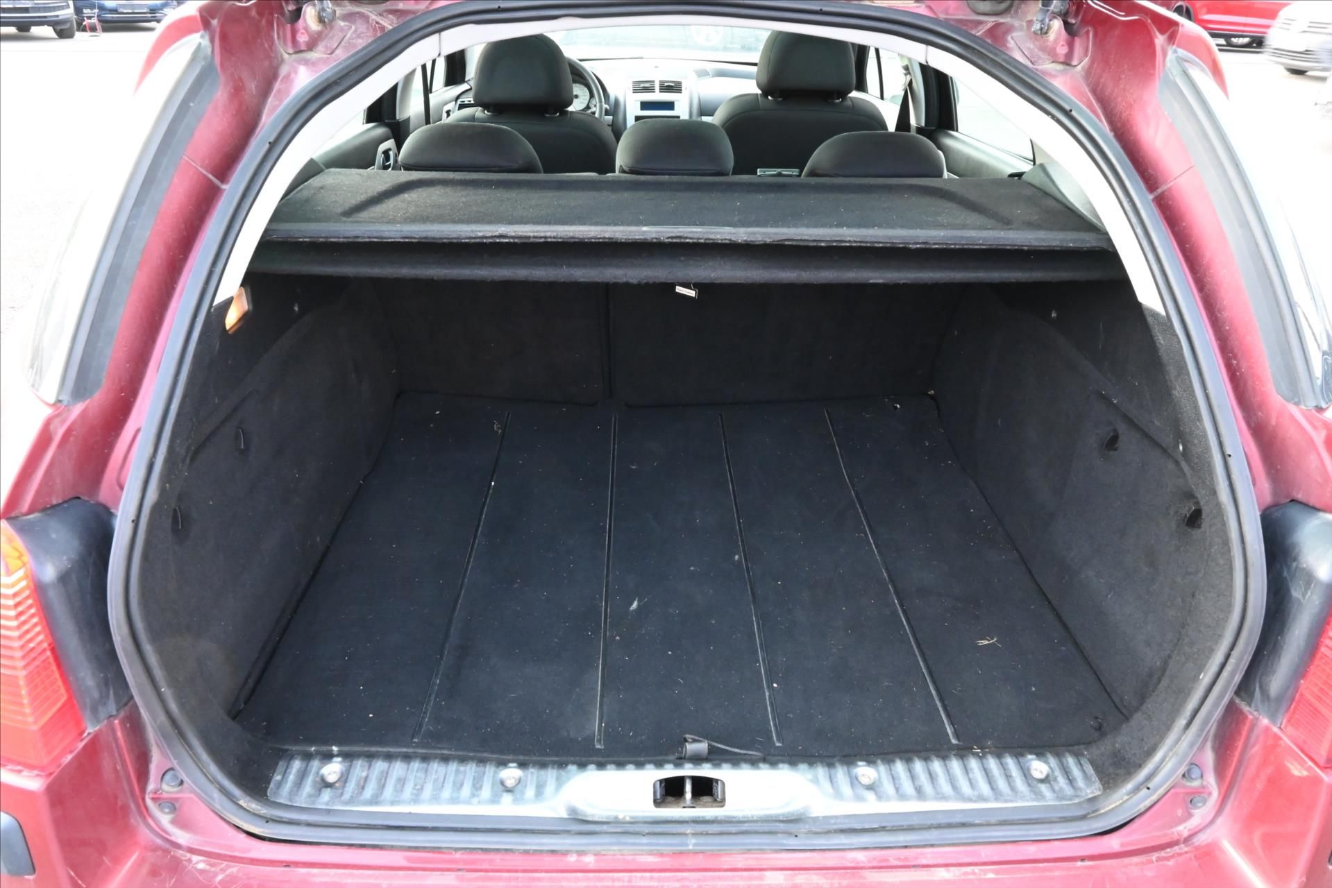 Peugeot 407, 1,6 HDi 80kW pojízdné platná S - fotka 5