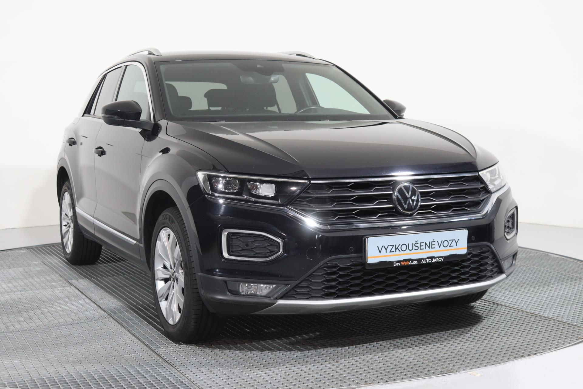 Volkswagen T-Roc, SPORT 1,5 TSI 110 KW/ ACC, LED - fotka 6