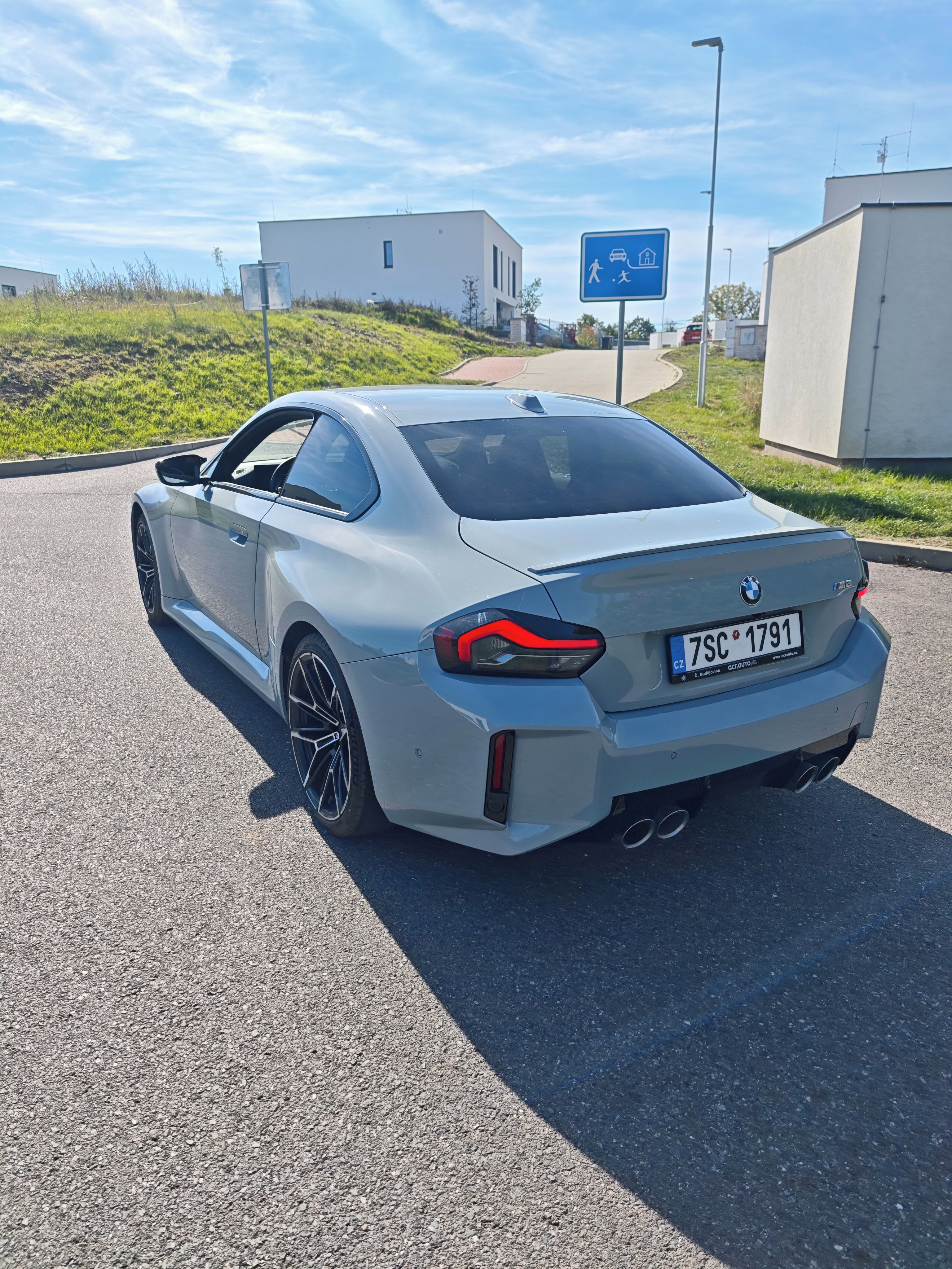 BMW M2, Prodám BMW M2 338kw 2024r.v. - fotka 5