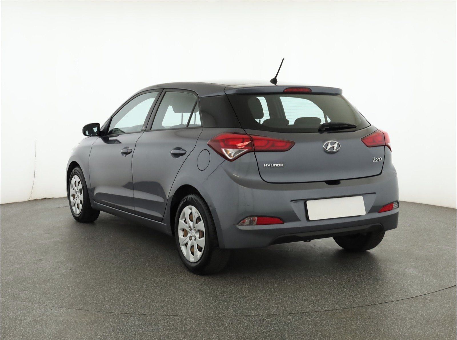 Hyundai i20, 1.2, Klima, El. okna - fotka 4