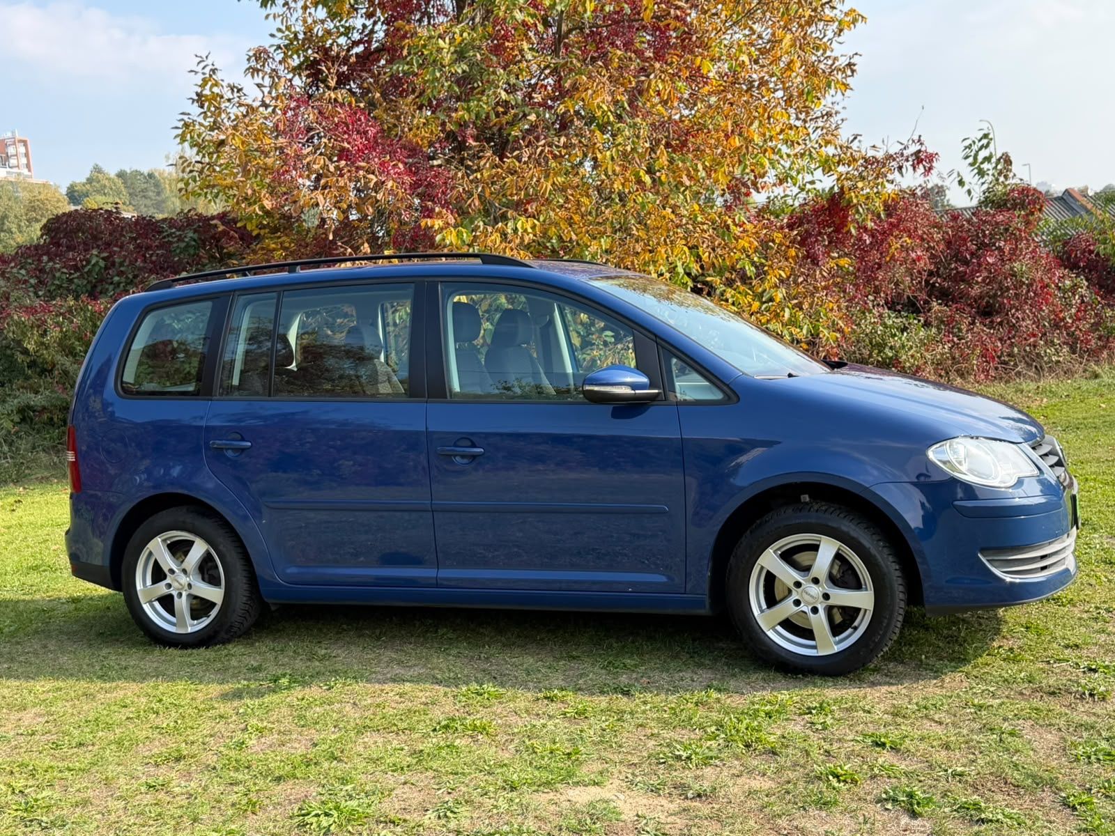 Volkswagen Touran, 1,6 MPI - BEZ KOROZE ! - fotka 4