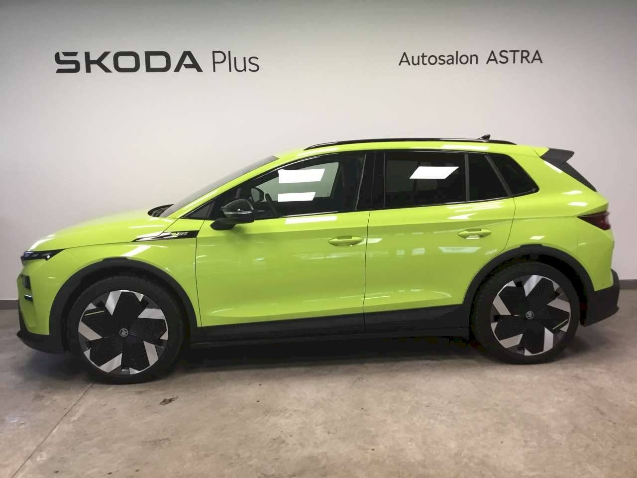 Škoda Elroq, 4x4 85x 250 kW - fotka 3