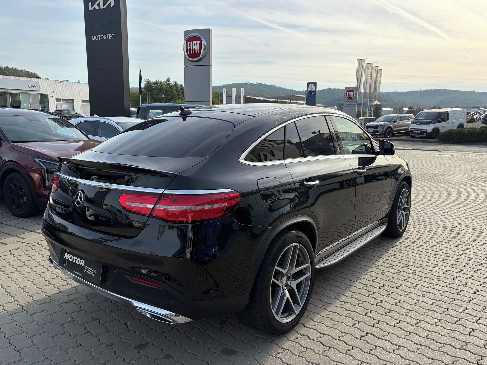 Mercedes-Benz GLE, 350 CDI 4MATIC AT7 - fotka 3