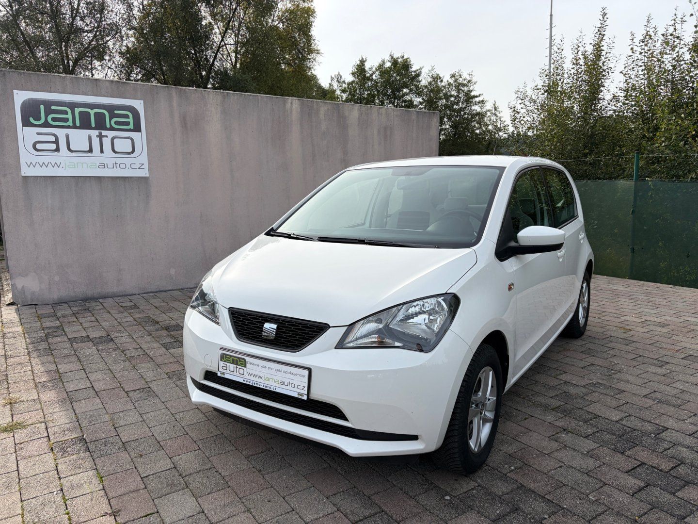 Seat Mii, 1,0MPI 44kW STYLE KLIMA 2.MAJI - fotka 2
