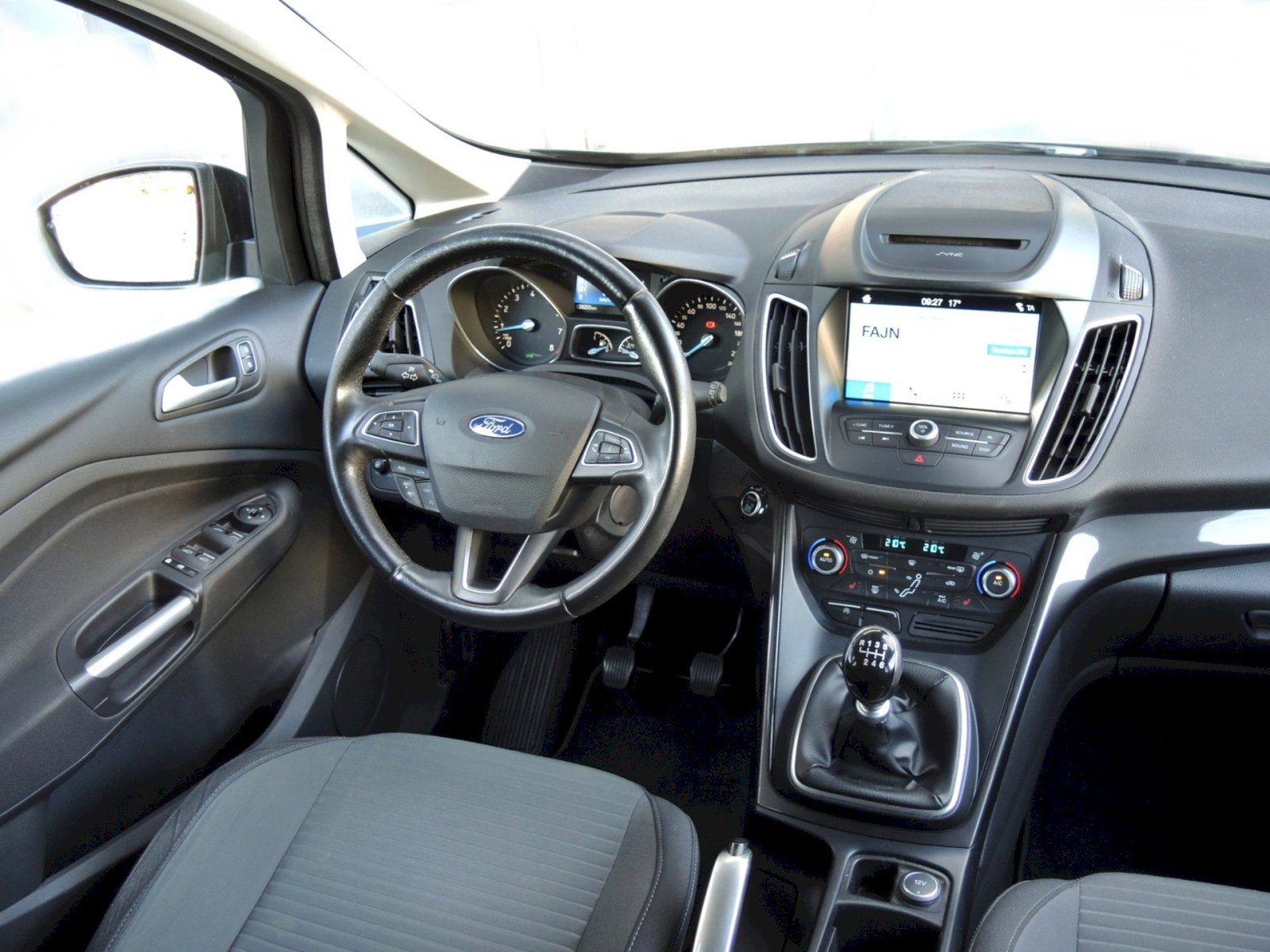 Ford C-MAX, 1.0 EcoBoost Titanium - fotka 5