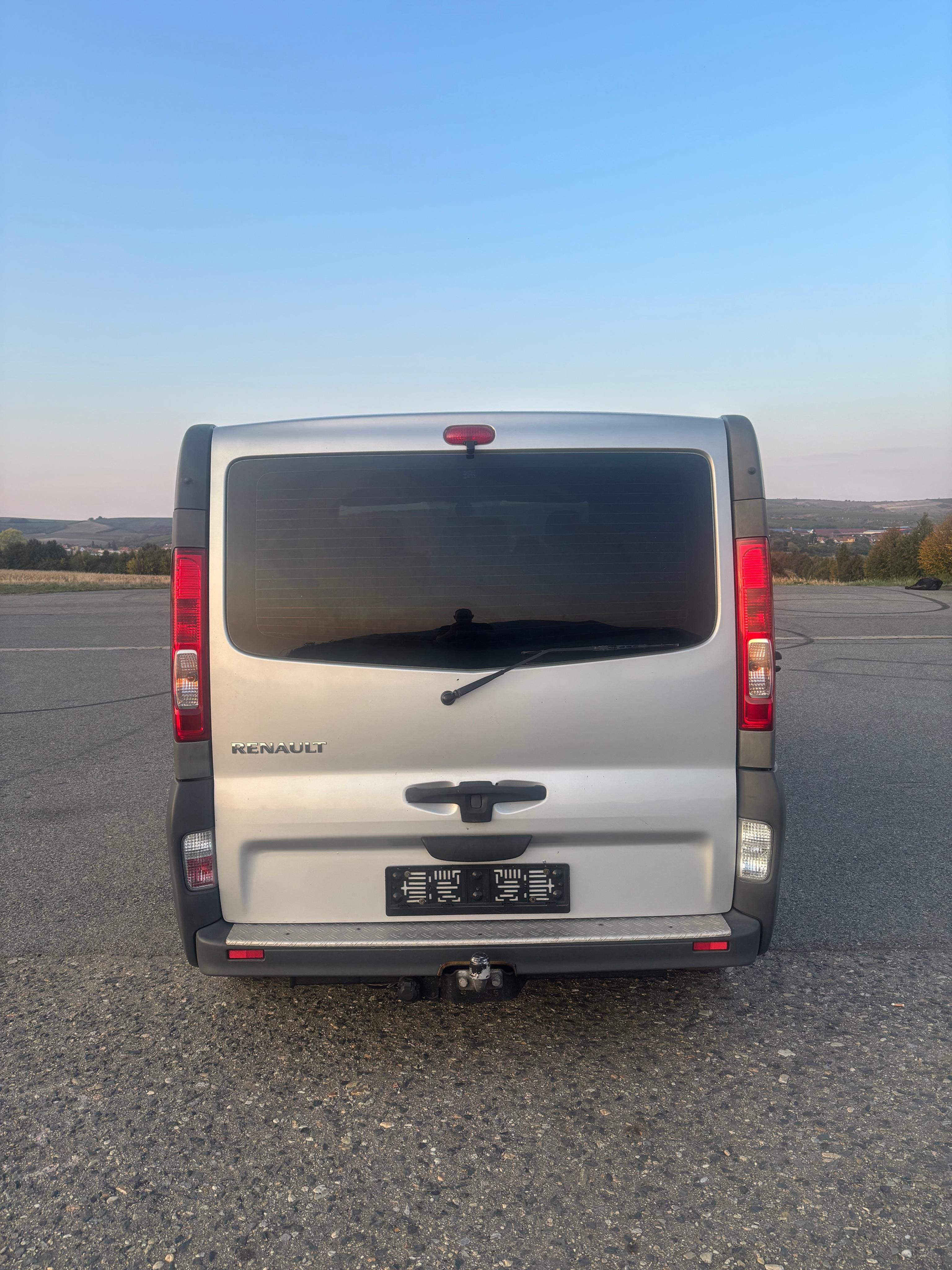Renault Trafic, 2.0 DCi/84kW Passenger - fotka 6