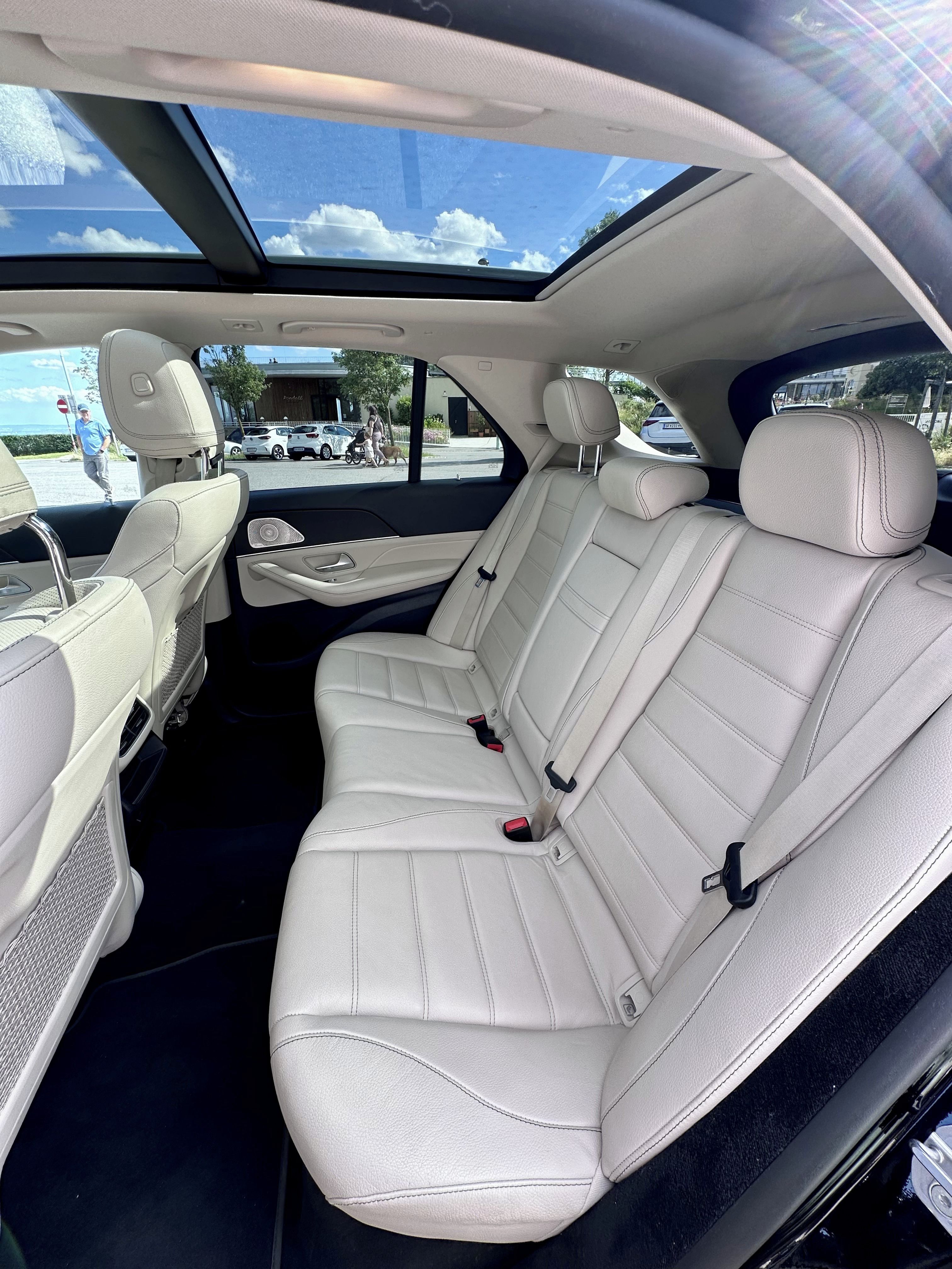 Mercedes-Benz GLE, 350de 4MATIC AMG Line Premium+ - fotka 5