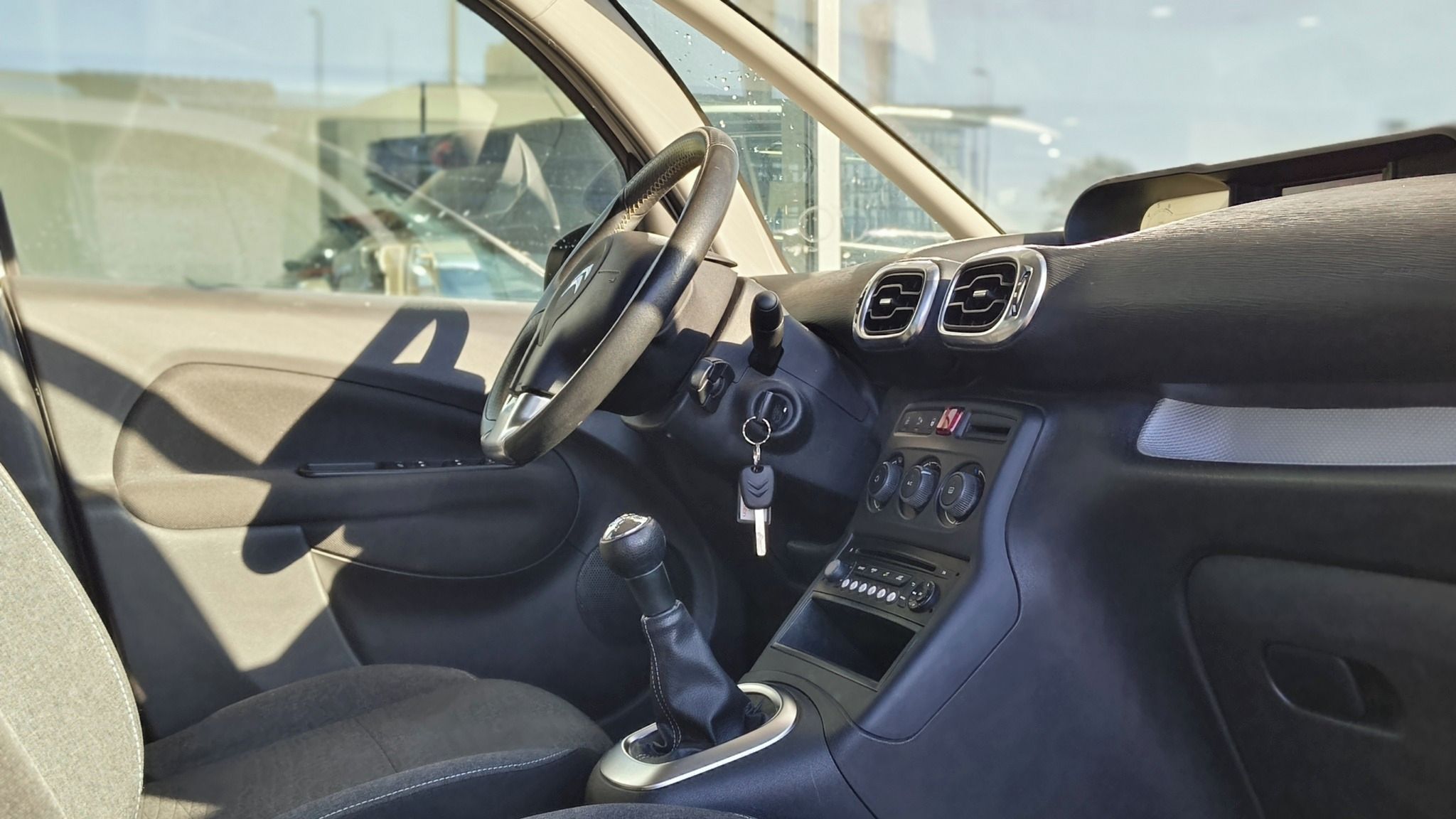 Citroën C3 Picasso, 1,4 VTI Selection, ČR, 1.MAJ - fotka 6