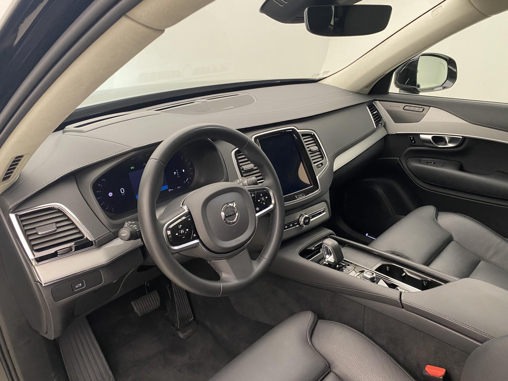 Volvo XC90, B5 AWD BRIGHT ULTIMATE AUT 7m - fotka 4