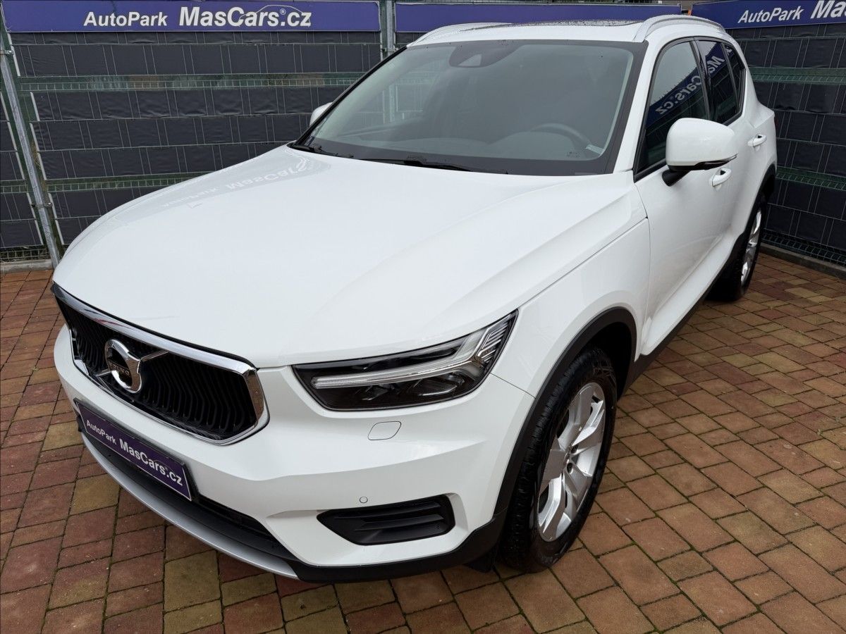 Volvo XC40, 1.5 T3 Momentum/Panorama - fotka 4