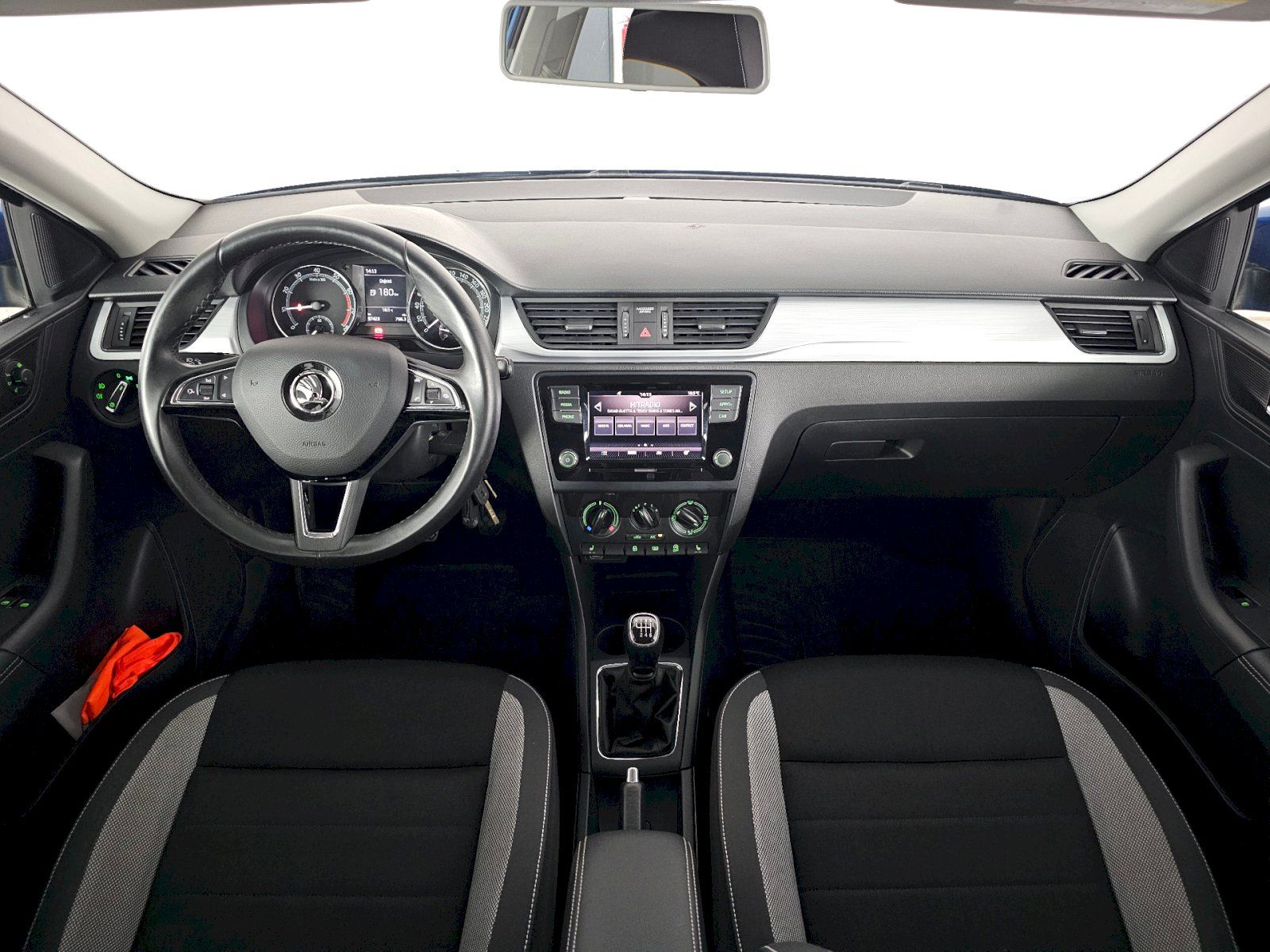 Škoda Rapid, 1.0TSI 81KW AMBITION PLUS - fotka 6