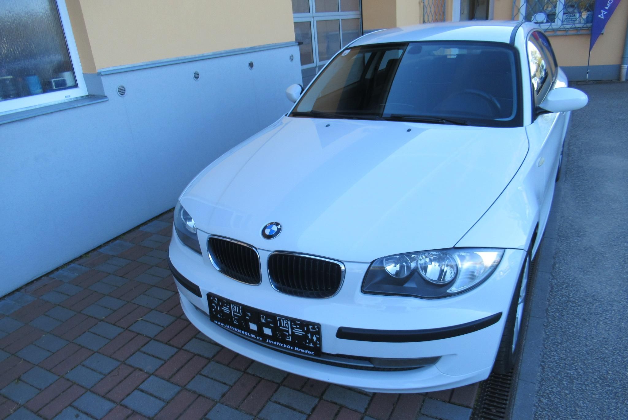 BMW Řada 1, 2.0 116i KLIMA SADA ALU KOL - fotka 5
