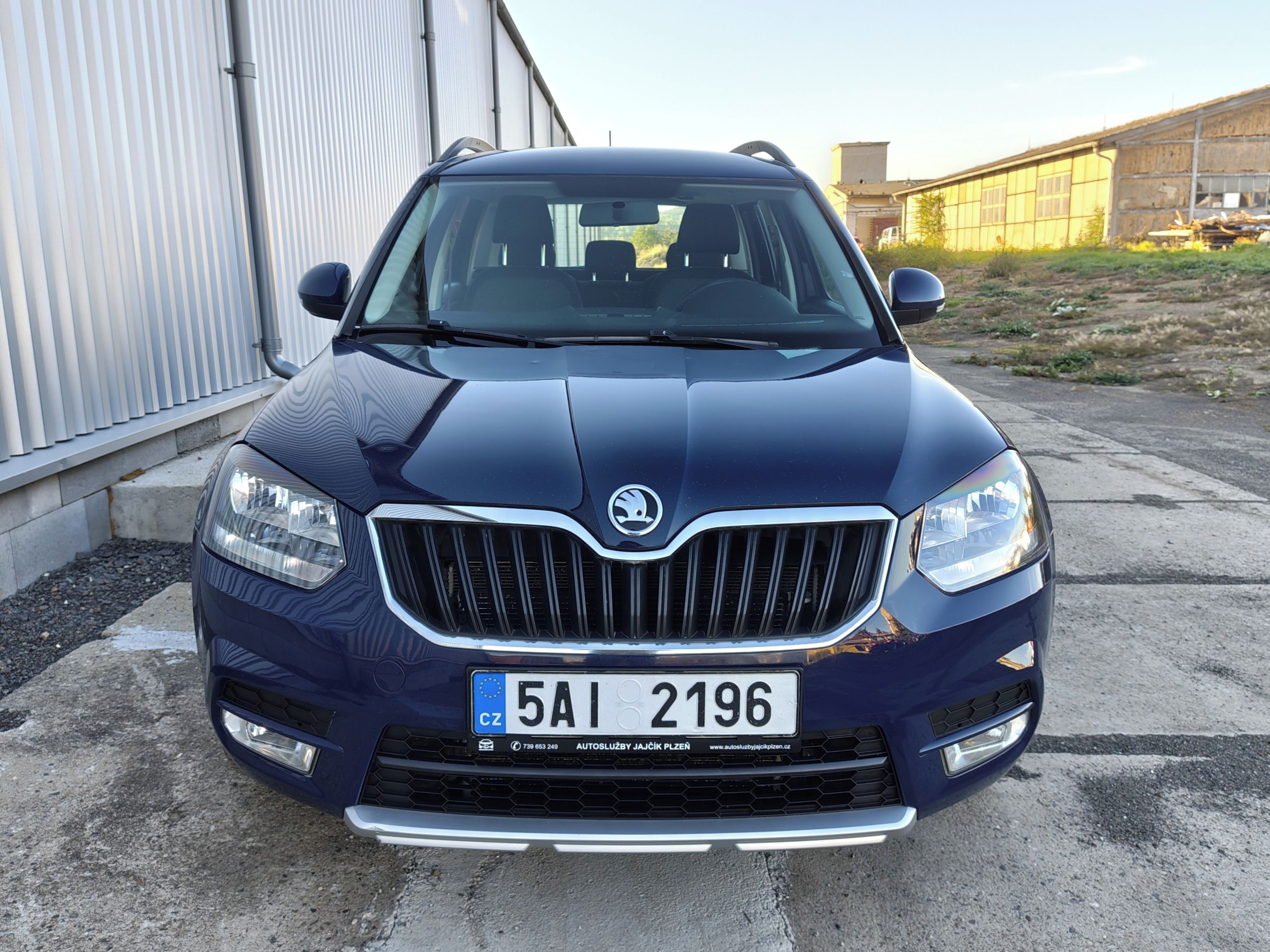 Škoda Yeti, 2.0TDi,1.maj,nové v ČR,DPH,4X4 - fotka 2