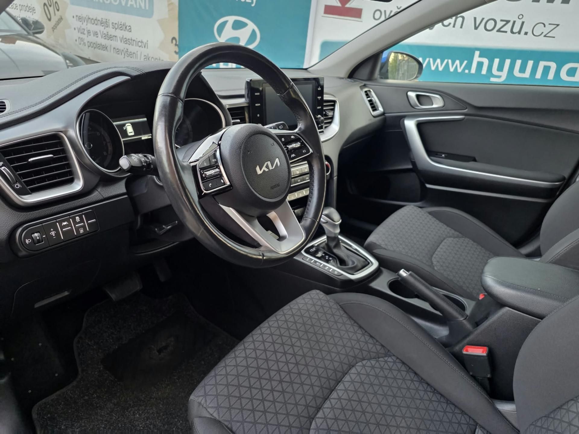 Kia Cee´d, 1.5-V ZÁRUCE-AUTOMAT-KAMERA - fotka 3
