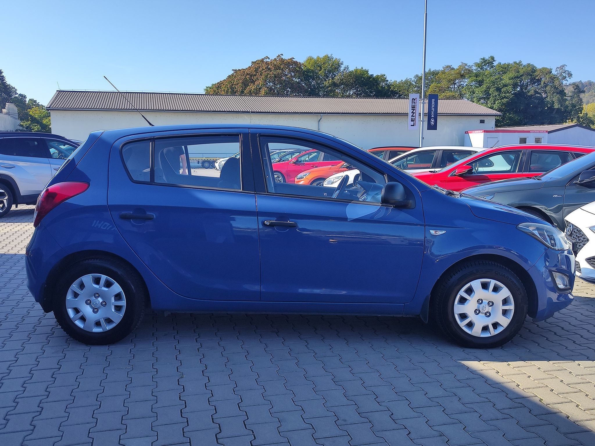 Hyundai i20, 1.2i/63kW Family Space - fotka 4