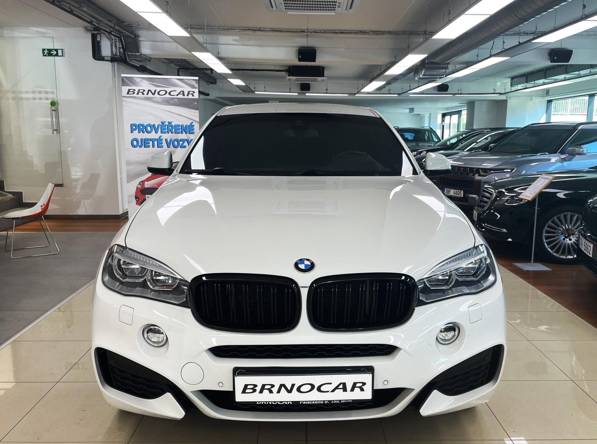 BMW X6, 3.0d, 190kW, M-paket, ČR - fotka 2
