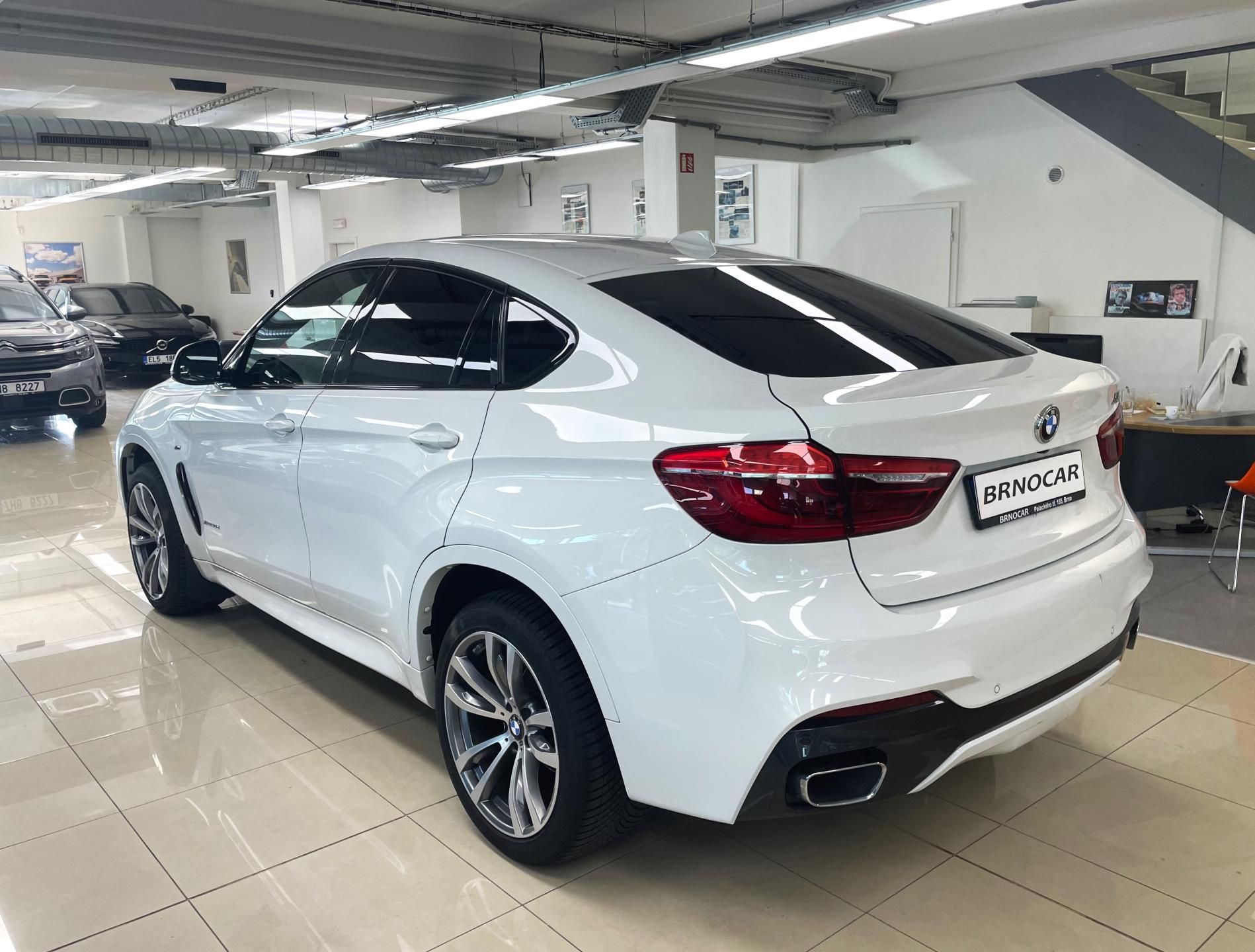 BMW X6, 3.0d, 190kW, M-paket, ČR - fotka 4