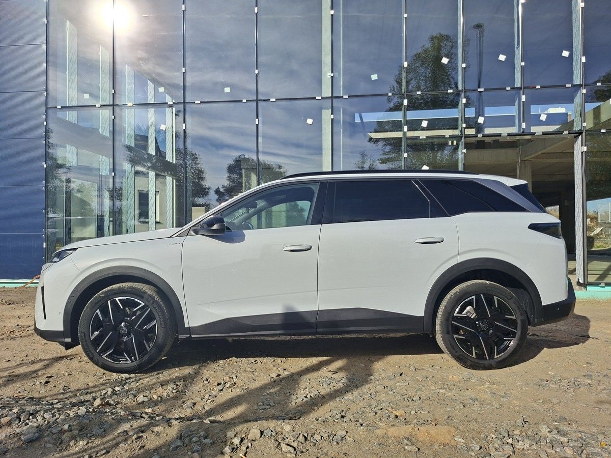 Peugeot 5008, ALLURE HYBRID e-DCS6 - fotka 4