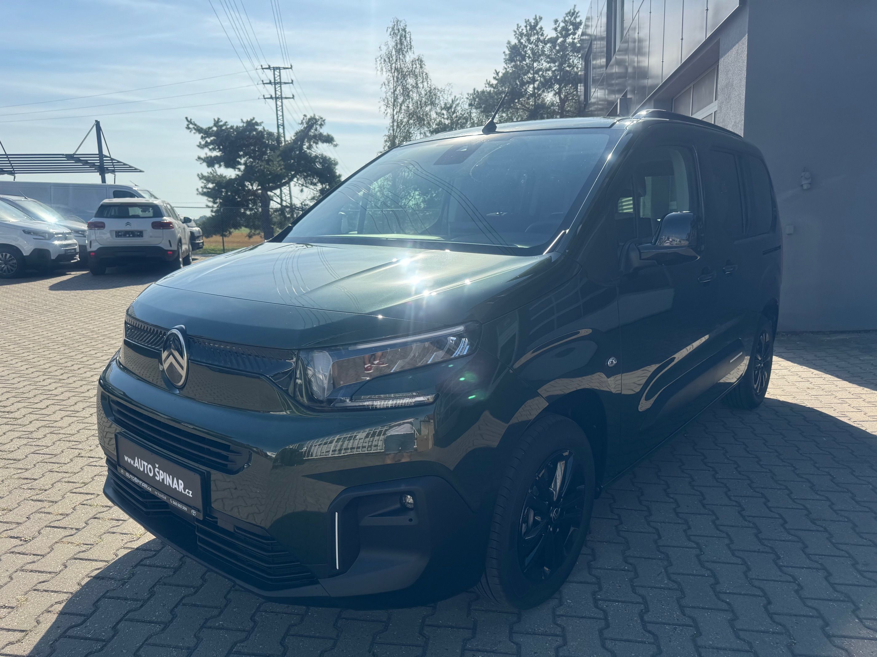 Citroën Berlingo, MAX 1.5 BlueHDi 130 MAN6 - fotka 4