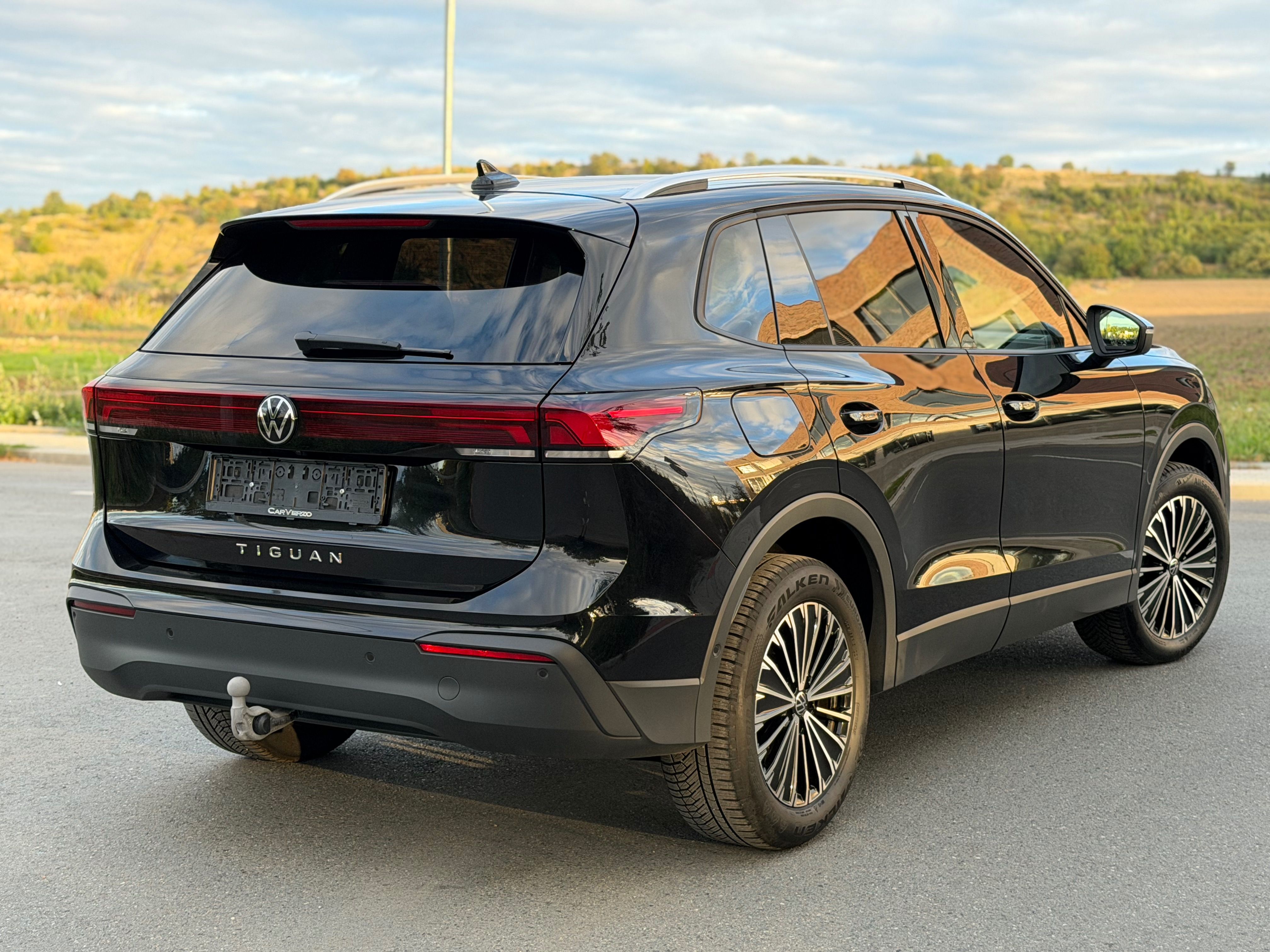 Volkswagen Tiguan, 360KAMERY TAŽNÝ / NOVÝ MODEL - fotka 4