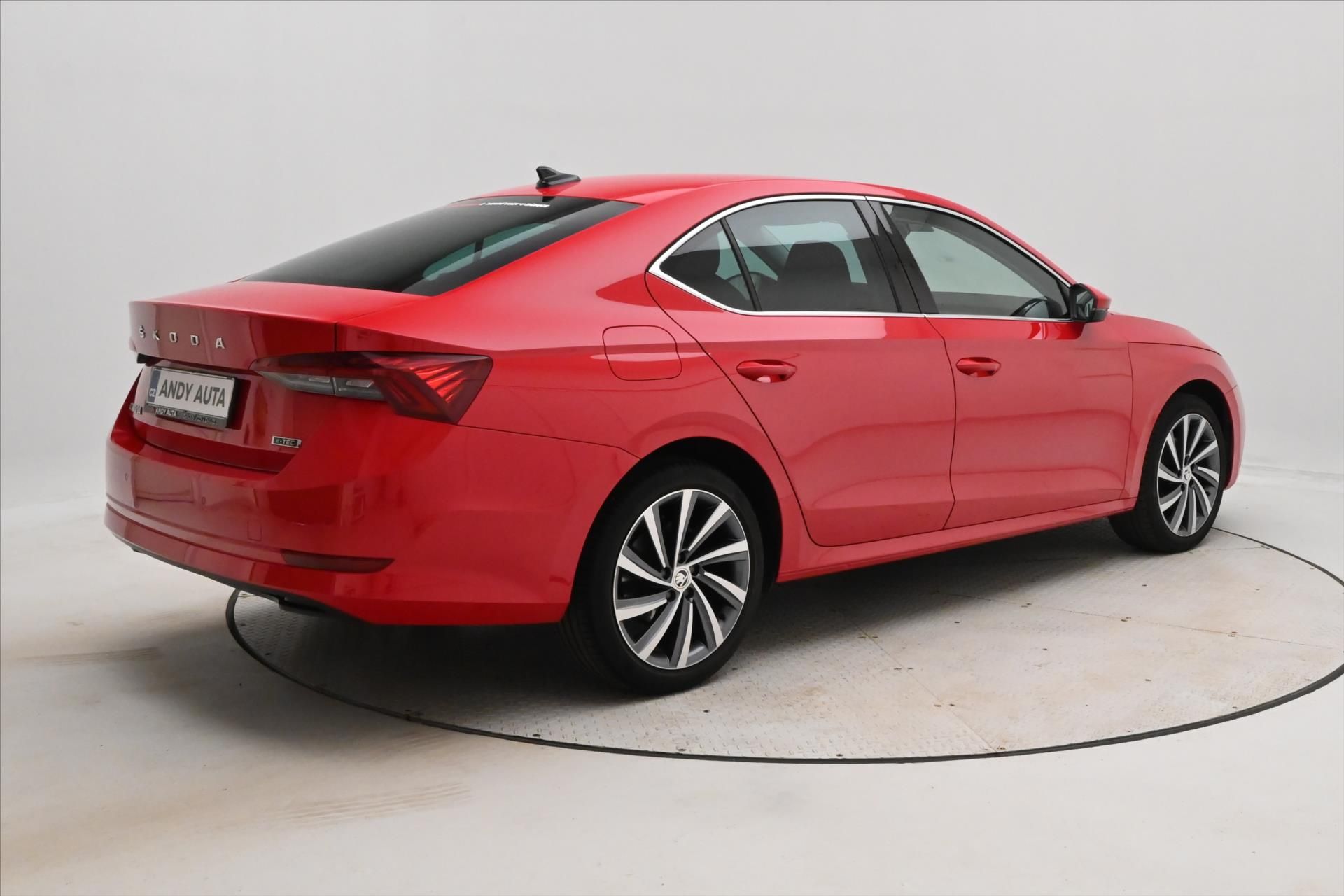 Škoda Octavia, 1,0 TSI e-TEC 81kW DSG Style Z - fotka 5