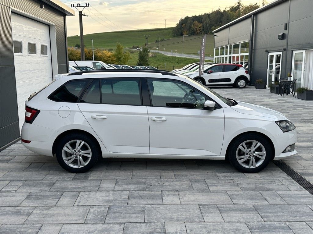 Škoda Fabia, 1,0 TSI 95PS  Ambition Top - fotka 6