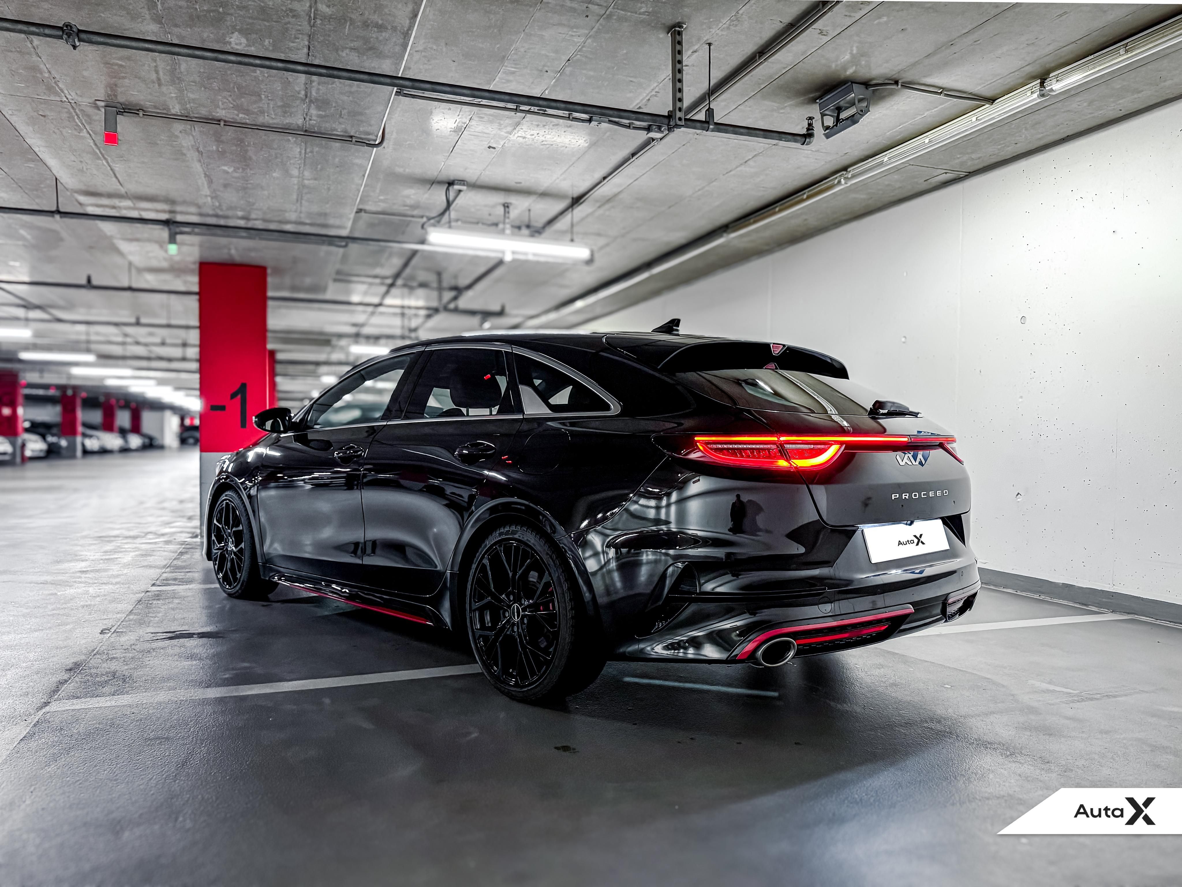 Kia ProCeed, GT 1.6 T-GDI 7DCT 150 kW - fotka 5