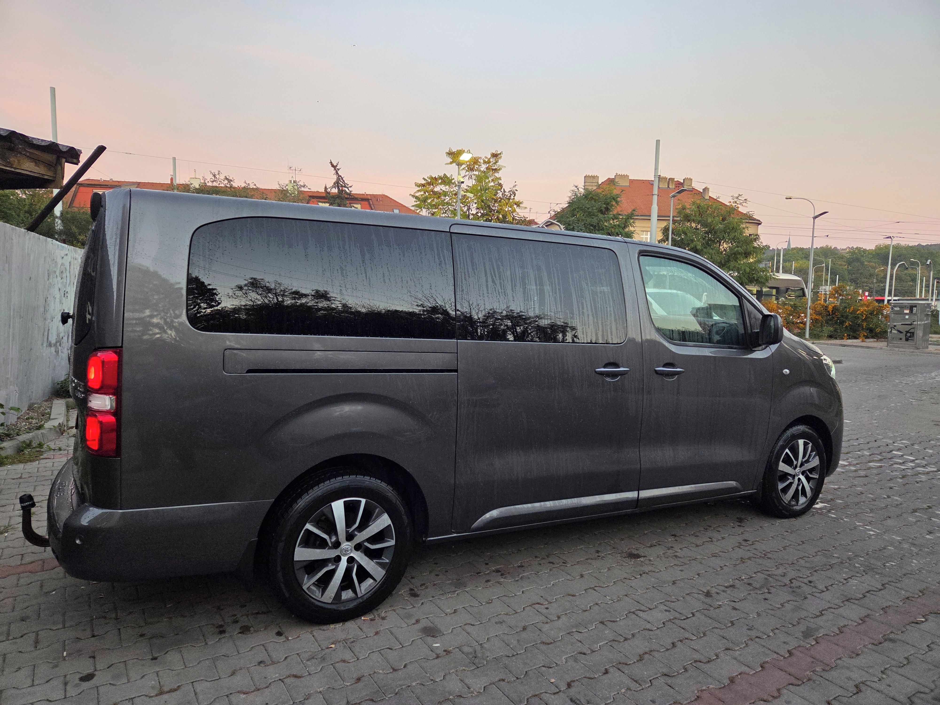 Toyota Proace, Toyota Proace Verso VIP L2 - fotka 5