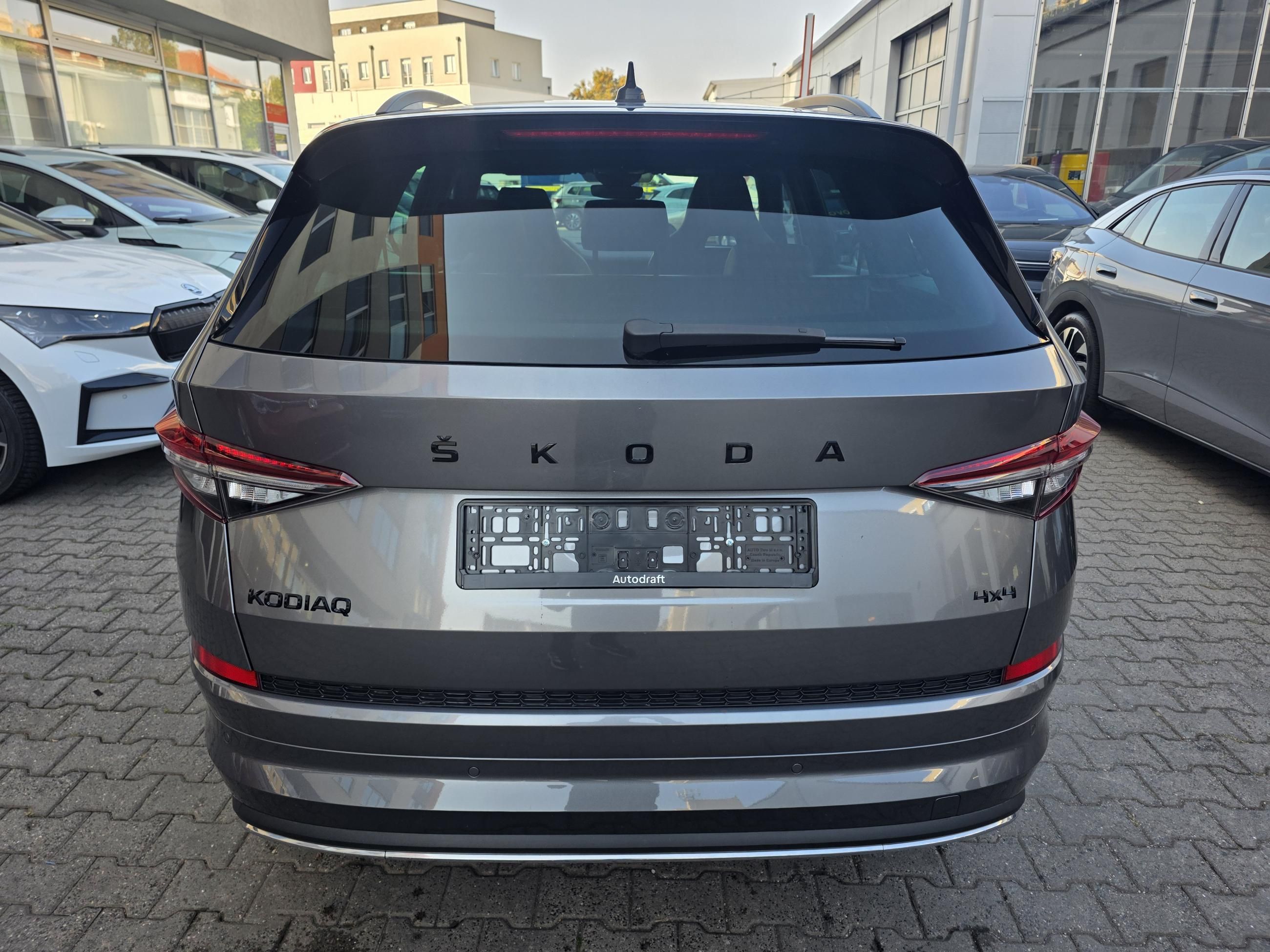 Škoda Kodiaq, 2.0TDI 110kW 4x4 DSG Sportline - fotka 5