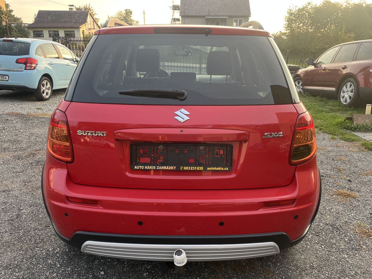 Suzuki SX4, MOC PĚKNÝ - fotka 4