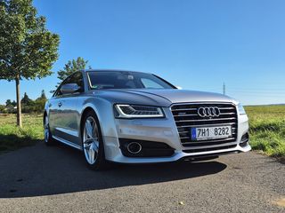 Audi A8, Audi A8 4.0 TFSI V8 320kW