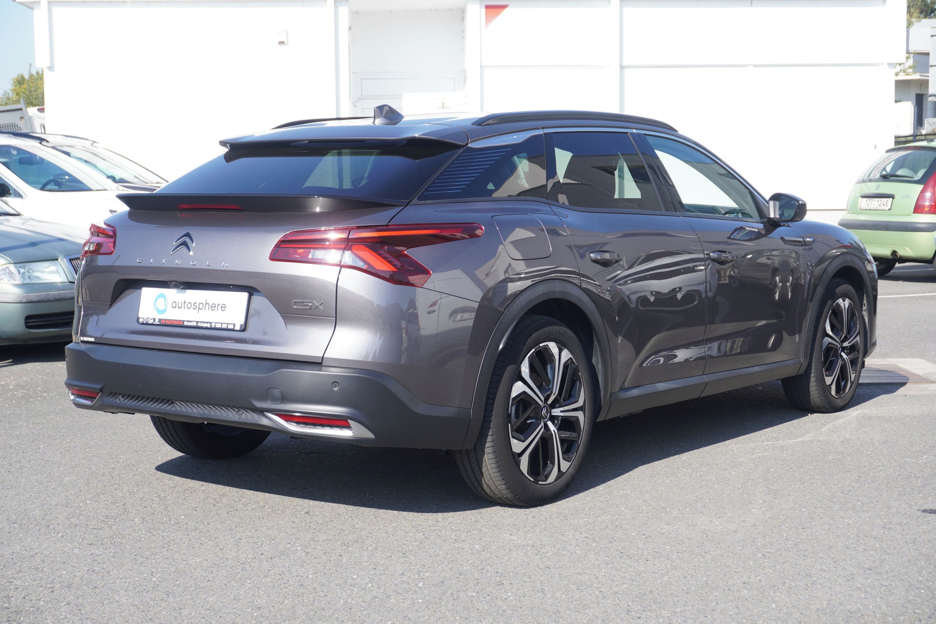 Citroën C5 X, 225 plug in Hybrid Shine Pack - fotka 3