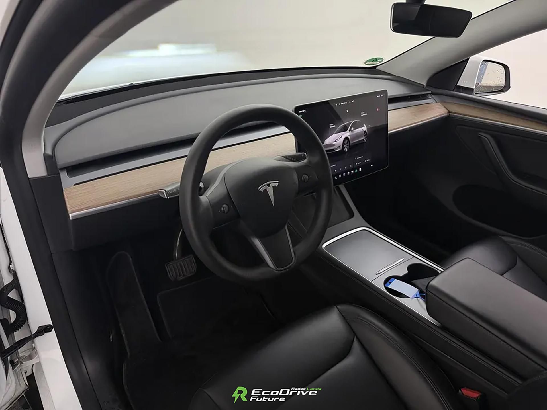 Tesla Model Y, Long Range AWD Berlin - fotka 5