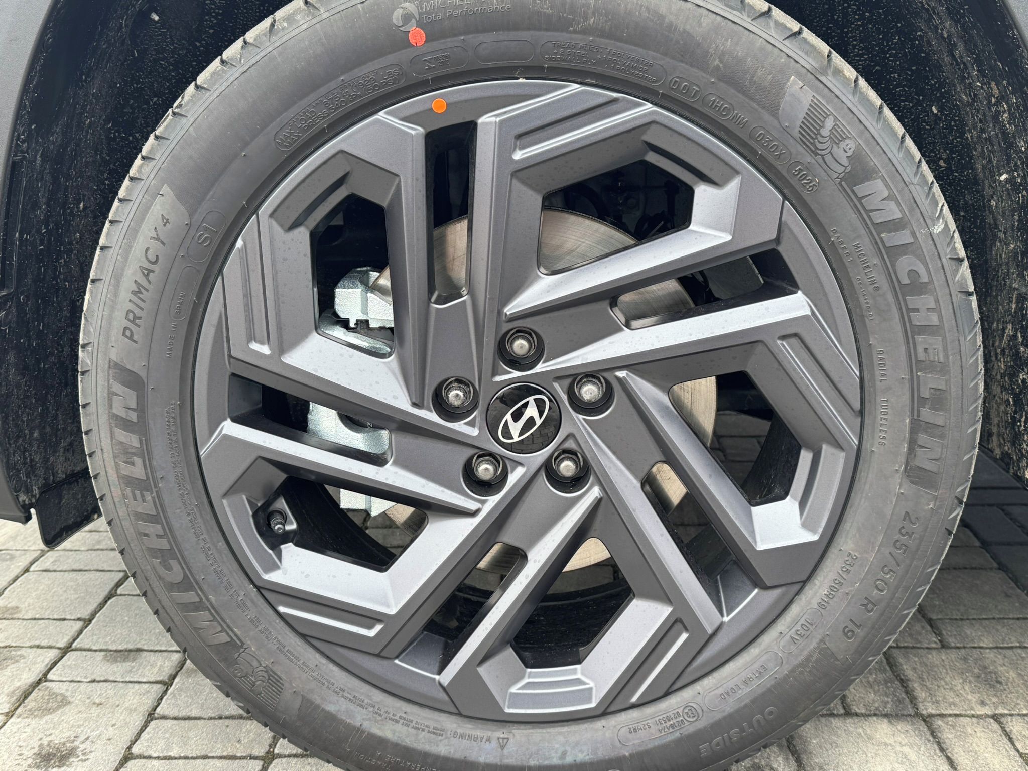 Hyundai Tucson, 1.6 TGDi 4WD DCT GO Czech PLUS - fotka 4