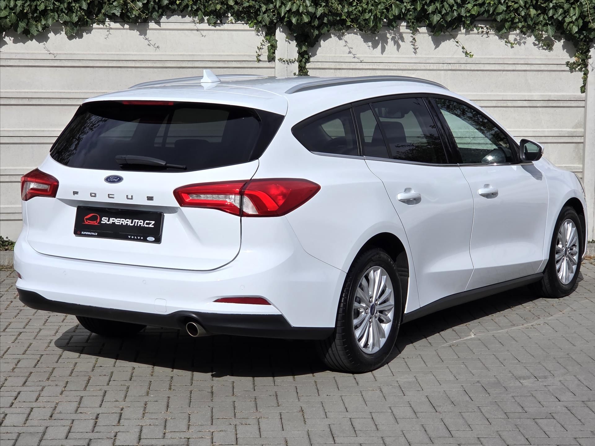 Ford Focus, 1,5 EcoBoost 110kW AT Titanium - fotka 6