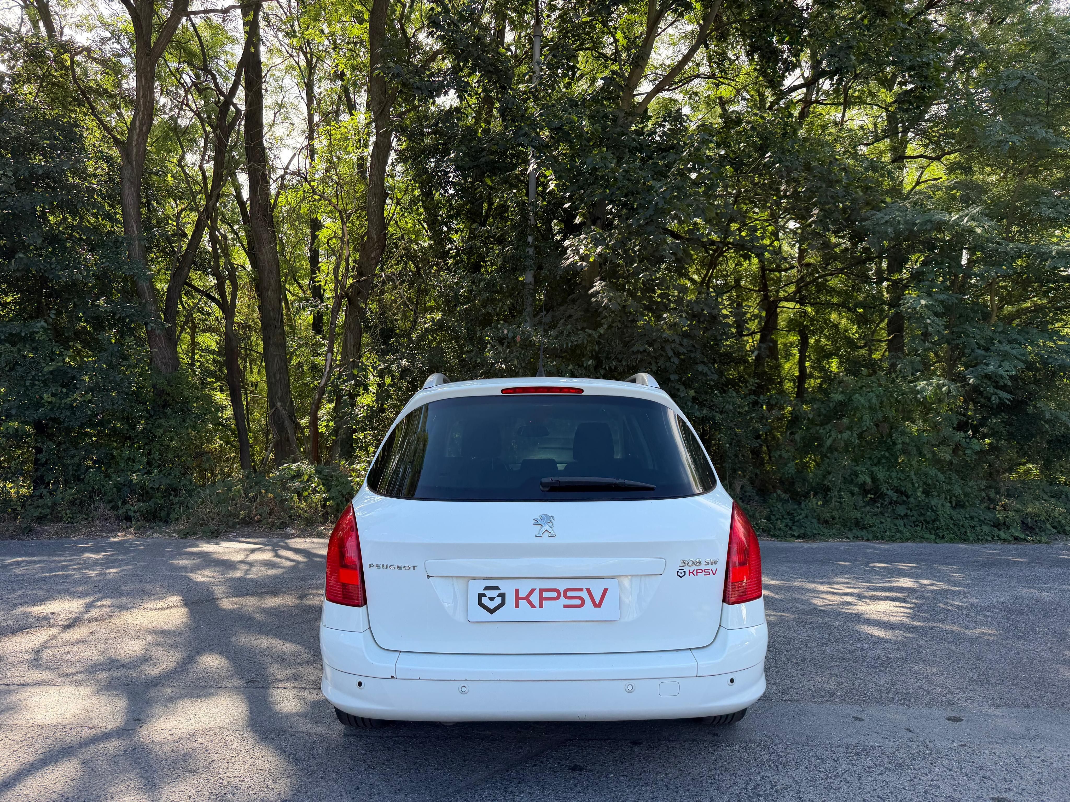 Peugeot 308, 1.6 HDi / 68 kW 2013 - fotka 5