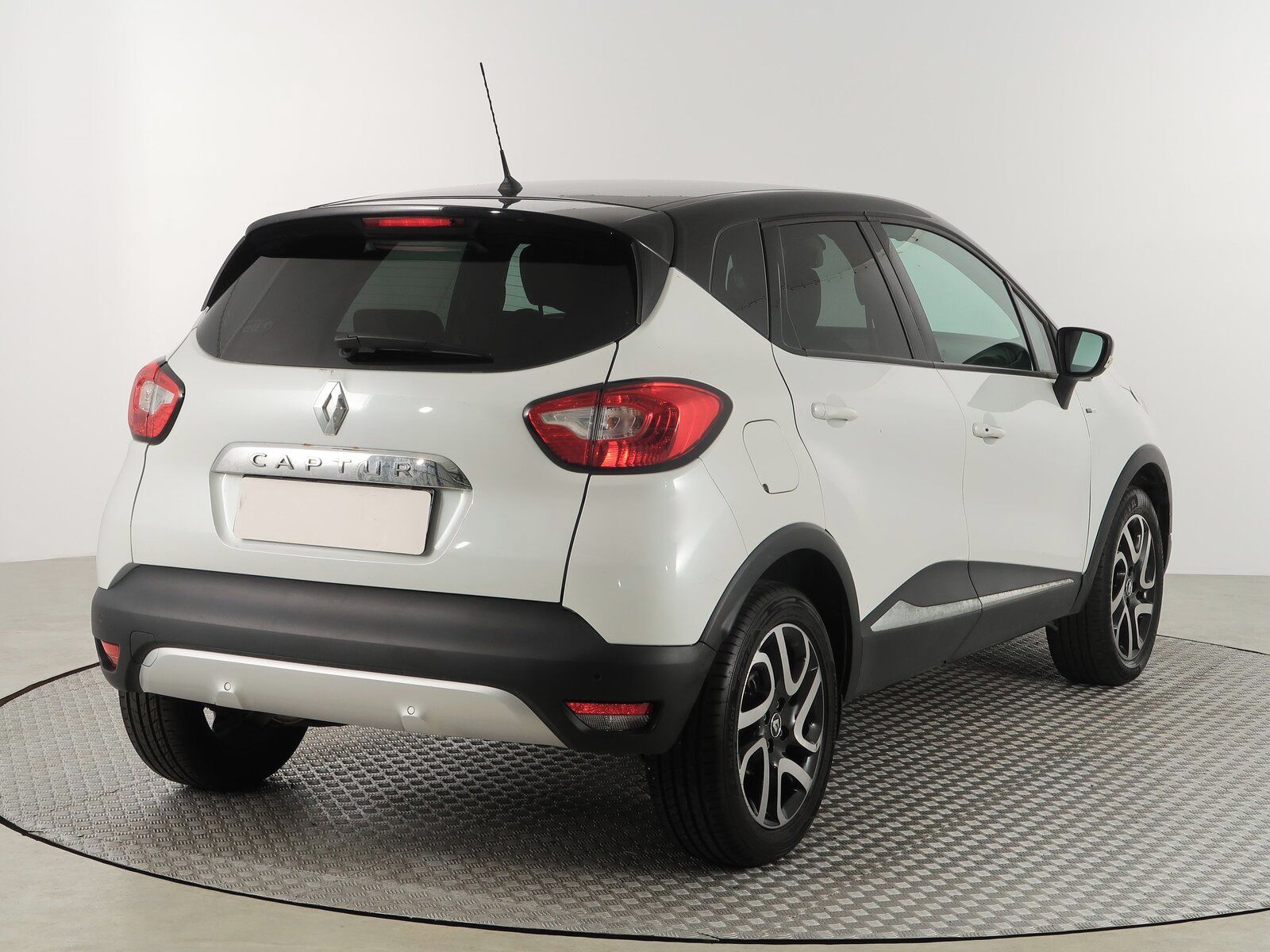 Renault Captur, 1.2 TCe, Night&Day - fotka 5