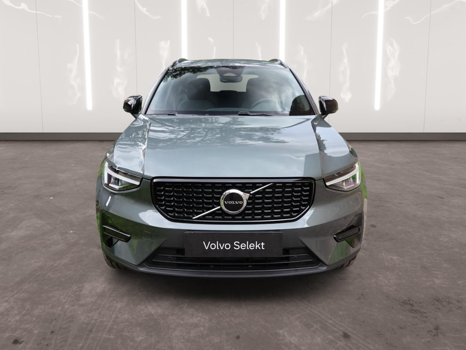Volvo XC40, Plus, B3 Mild hybrid - fotka 6