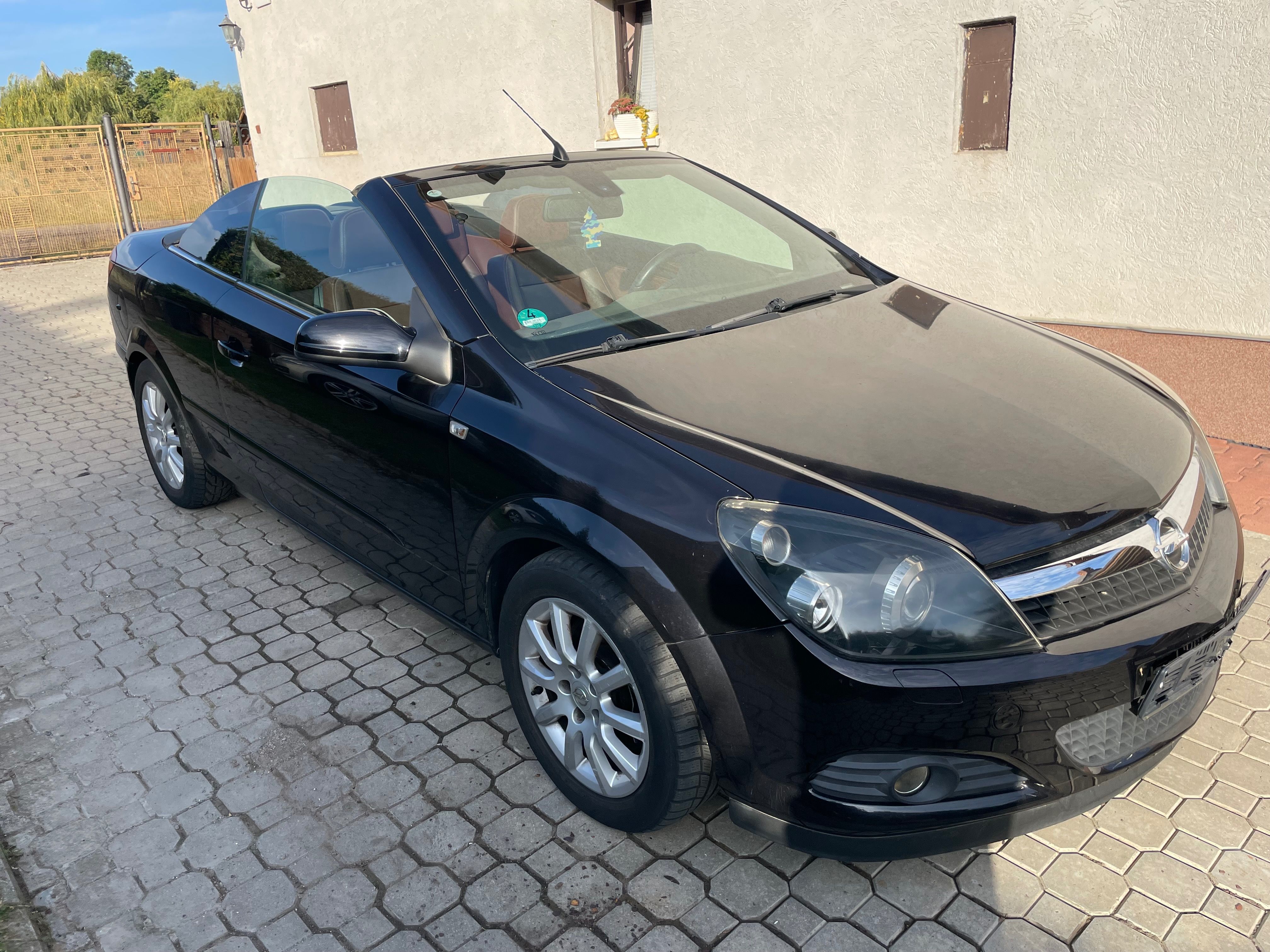 Opel Astra, Cabrio 1,9 cdti