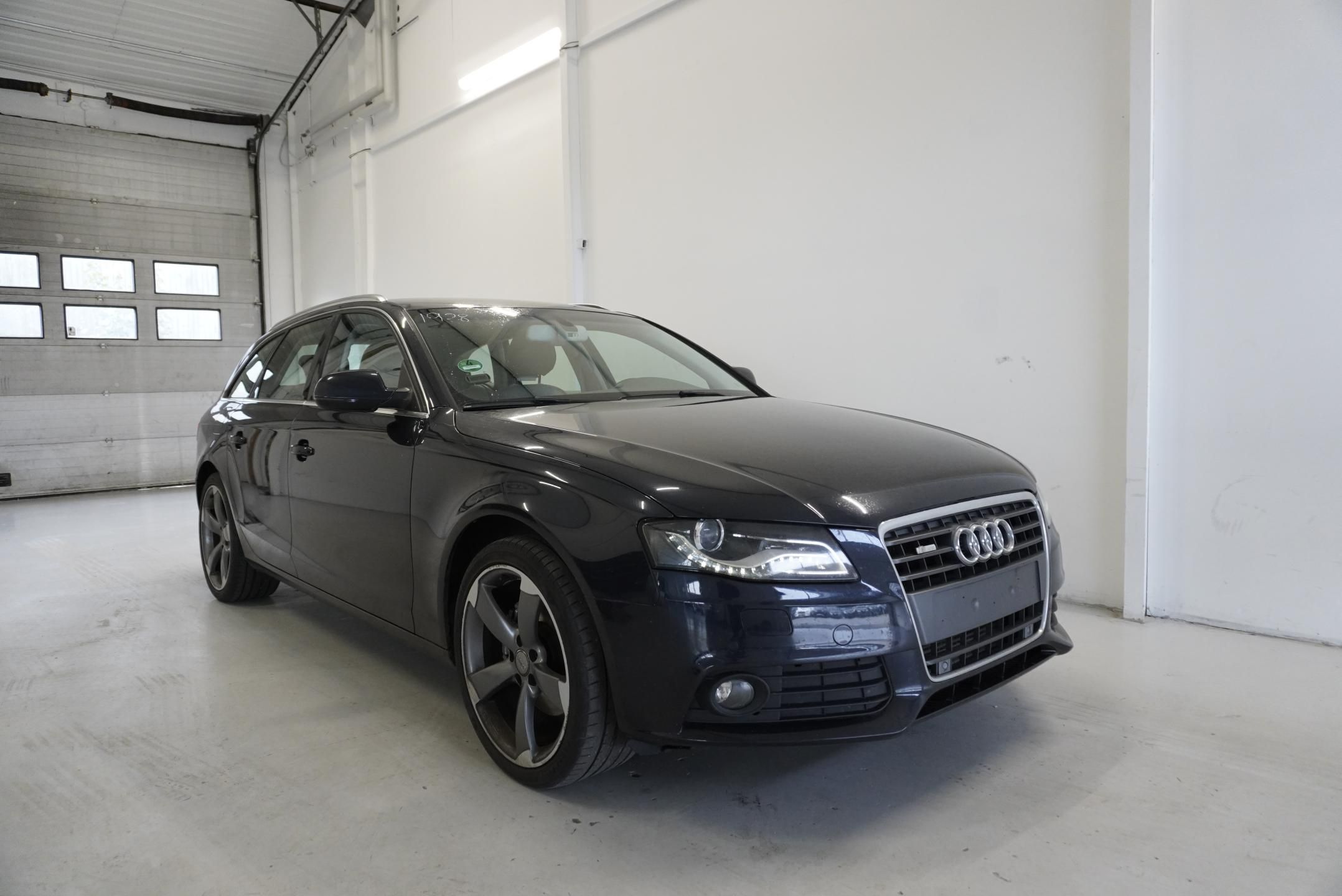 Audi A4 - fotka 3