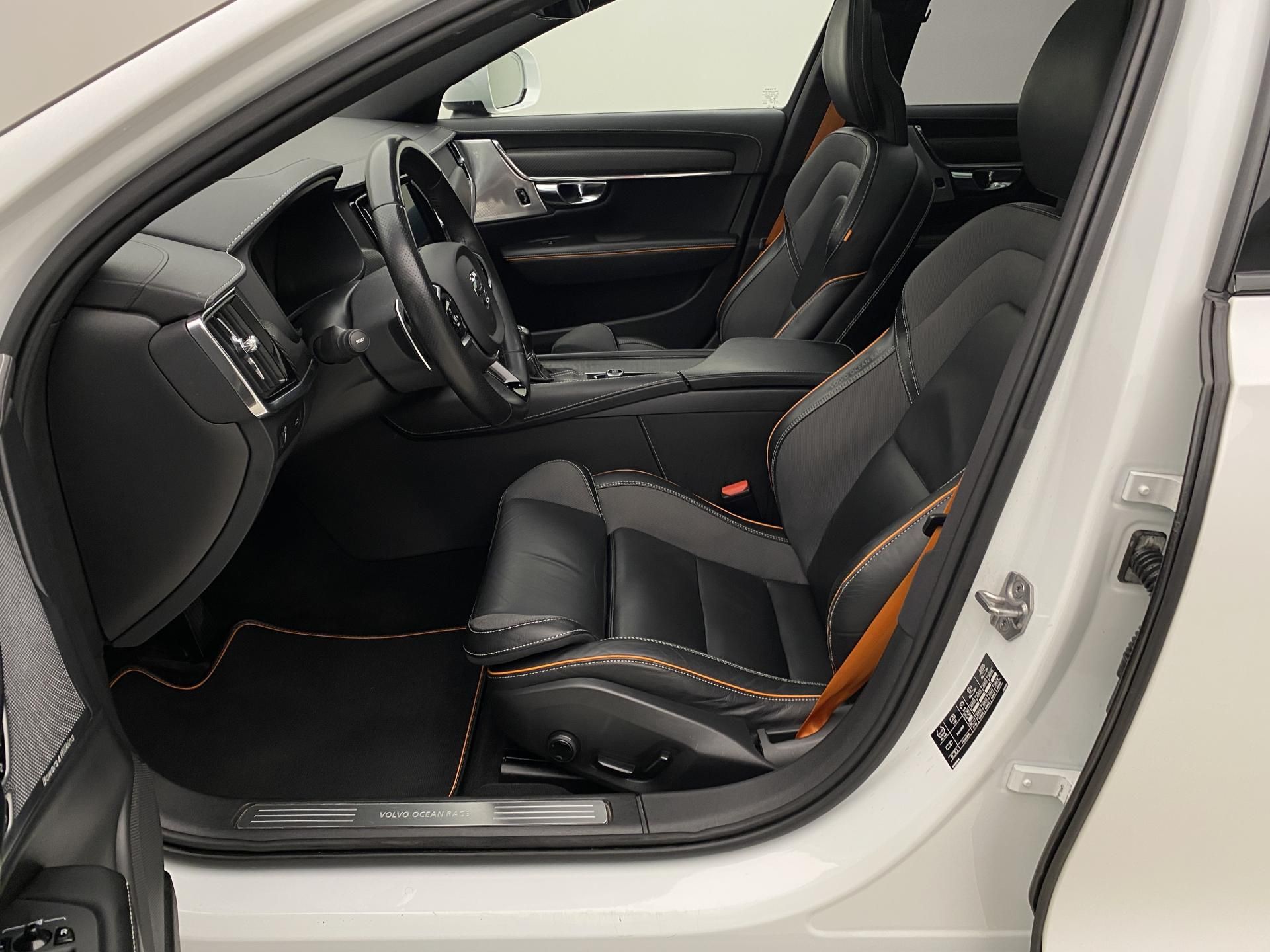 Volvo V90, CC T6 AWD OCEAN RACE AUT CZ - fotka 3