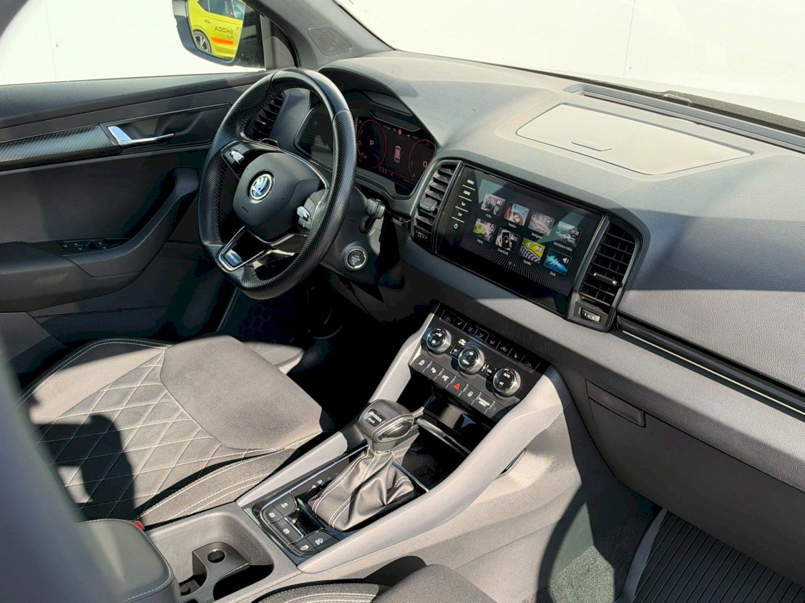 Škoda Karoq, SportLine 2,0 TDI 110 kW 4x4 7 - fotka 6