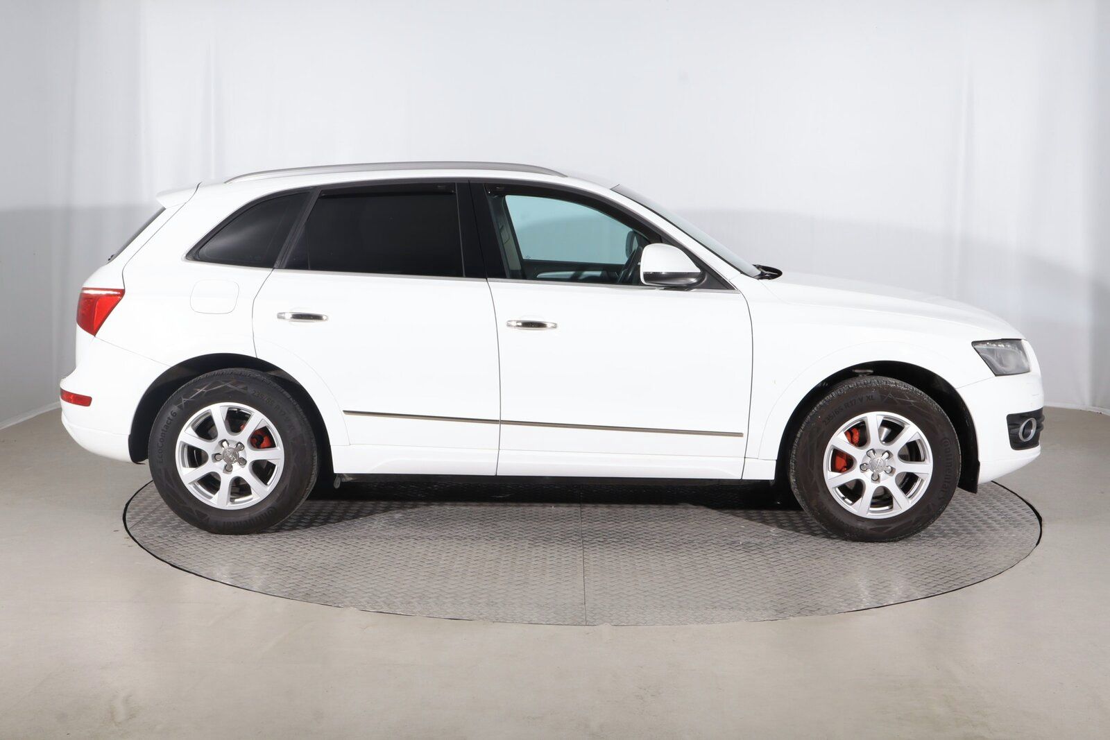Audi Q5, 2.0 TDI, 4X4, Automat - fotka 6